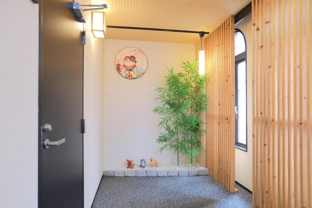 道頓堀民泊51,道頓堀真ん中,mini浮世絵美術館,心斎橋,家族旅行,family Trip Apartment
