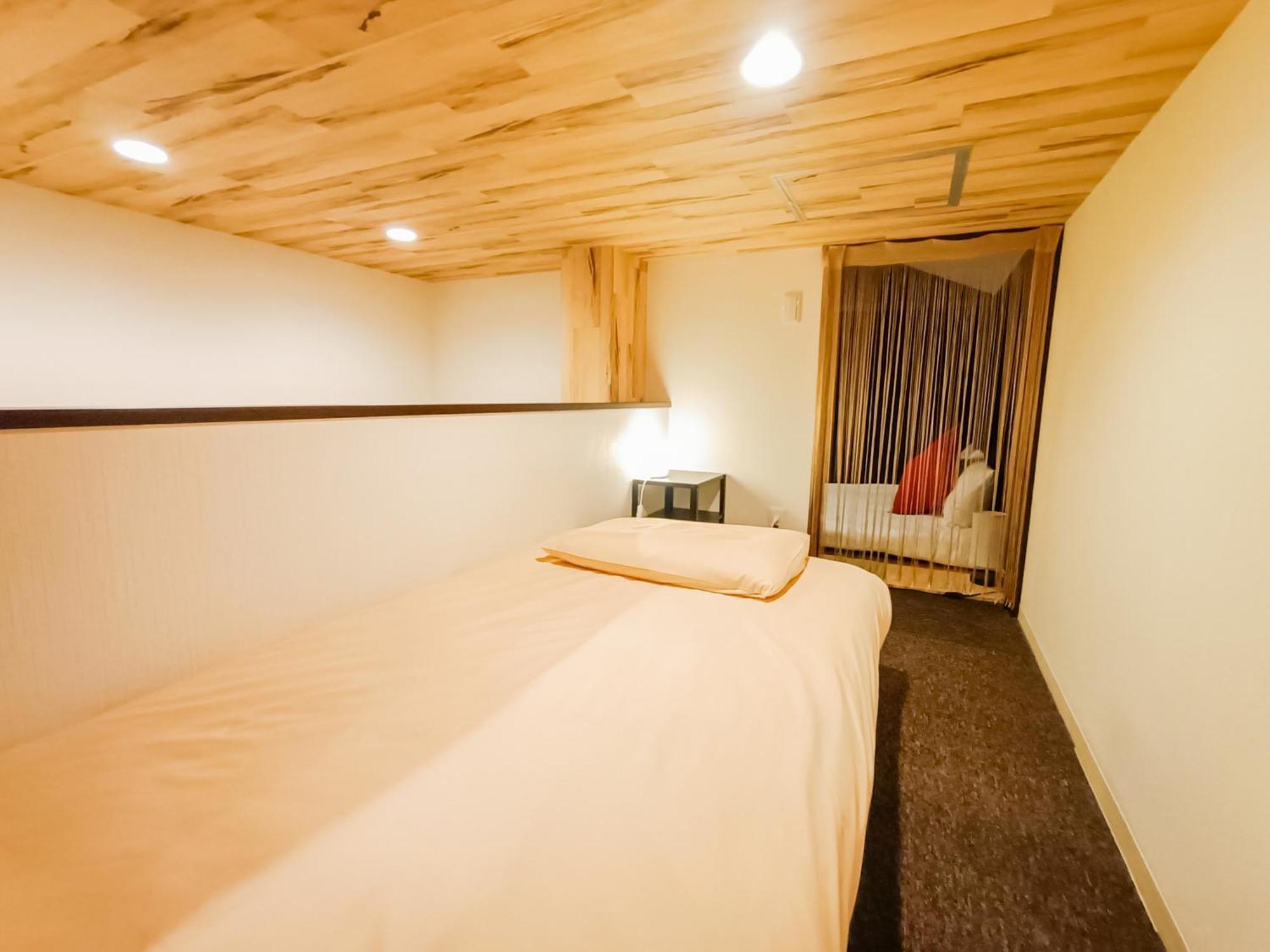 Usj 2 Stops, Umeda&dotonbori 8mins, Ninja Style Sv1 Guest house *