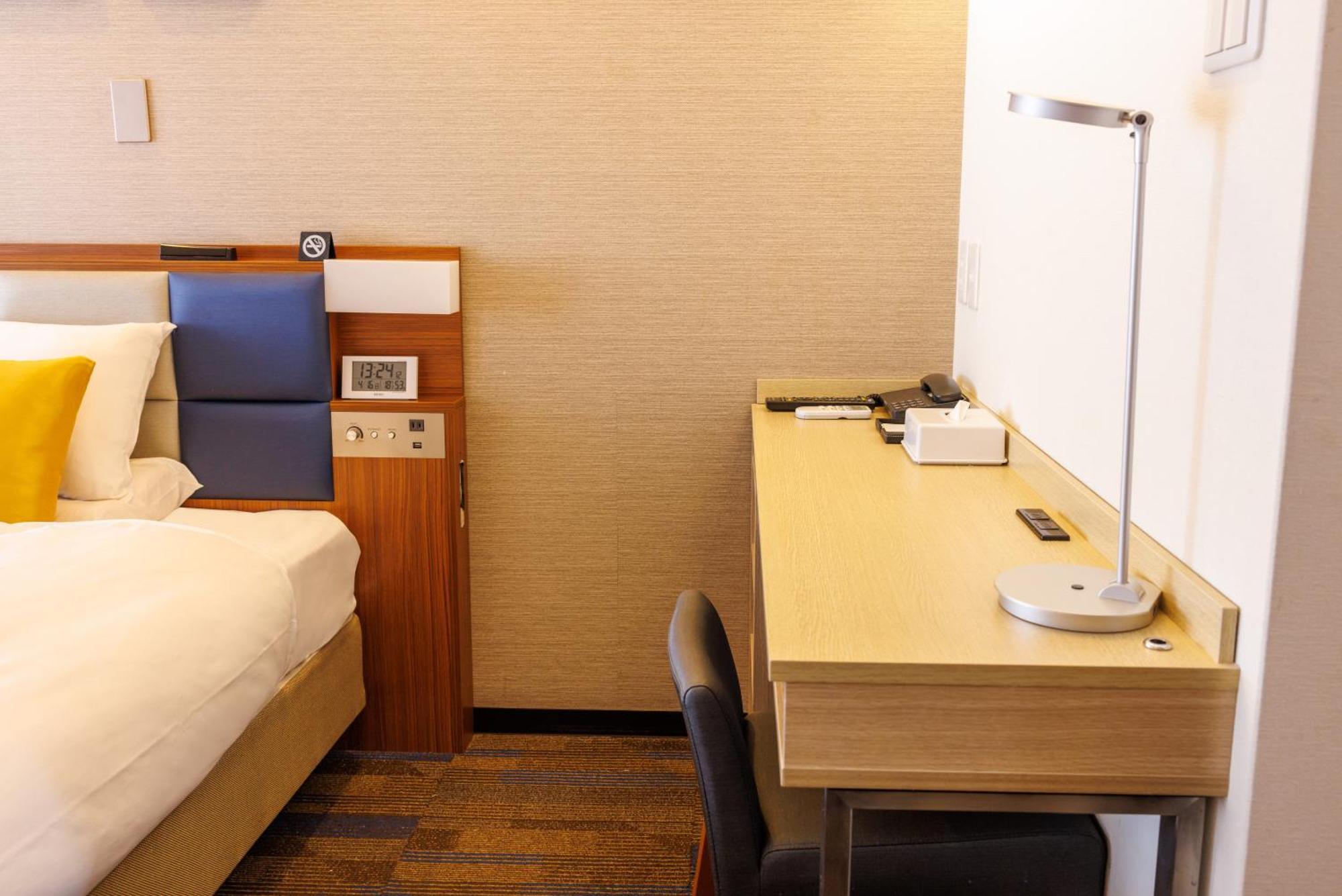 Hotel Floral East Shinsaibashi