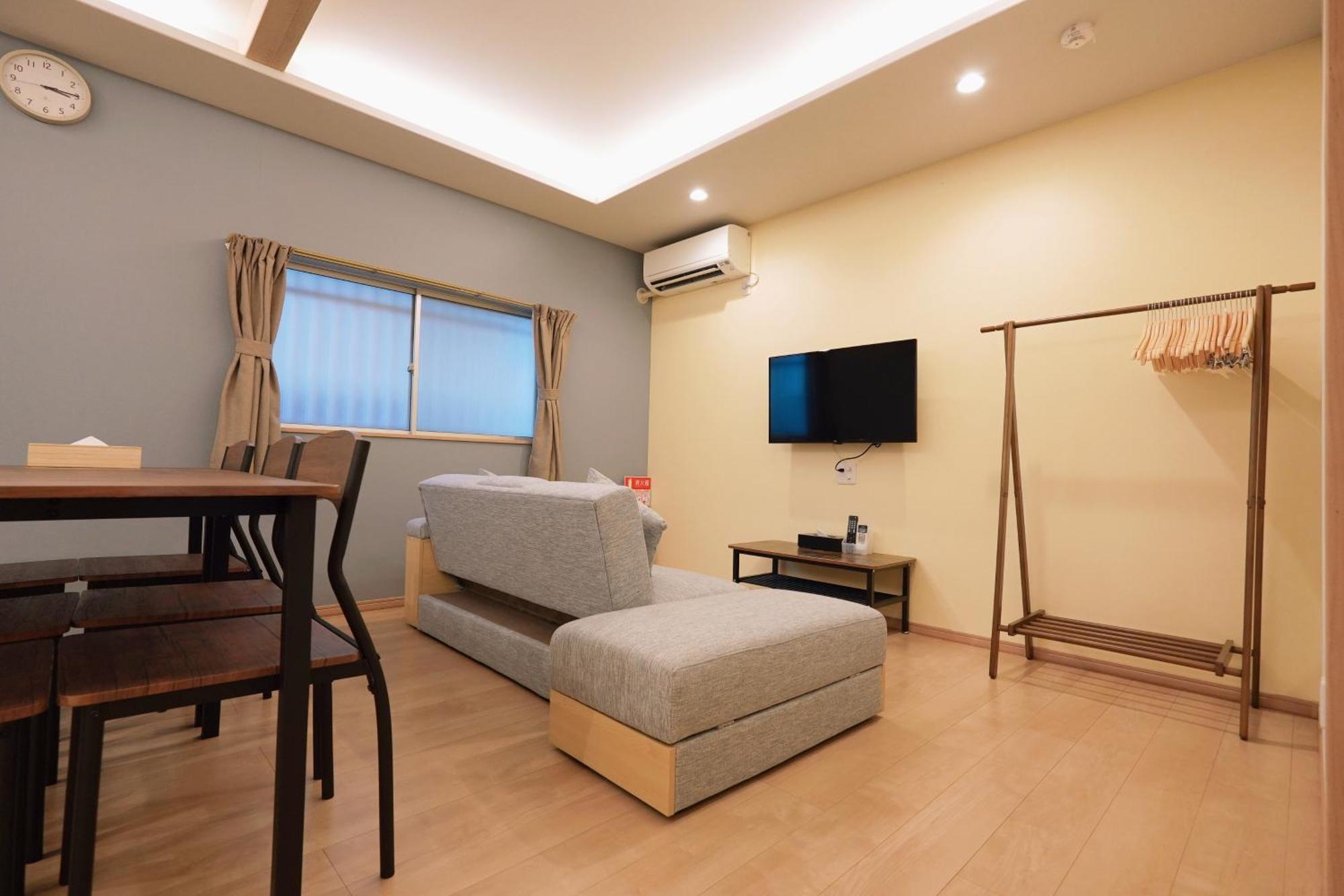 Nestay Terrace House Tsutenkaku Apartment Osaka