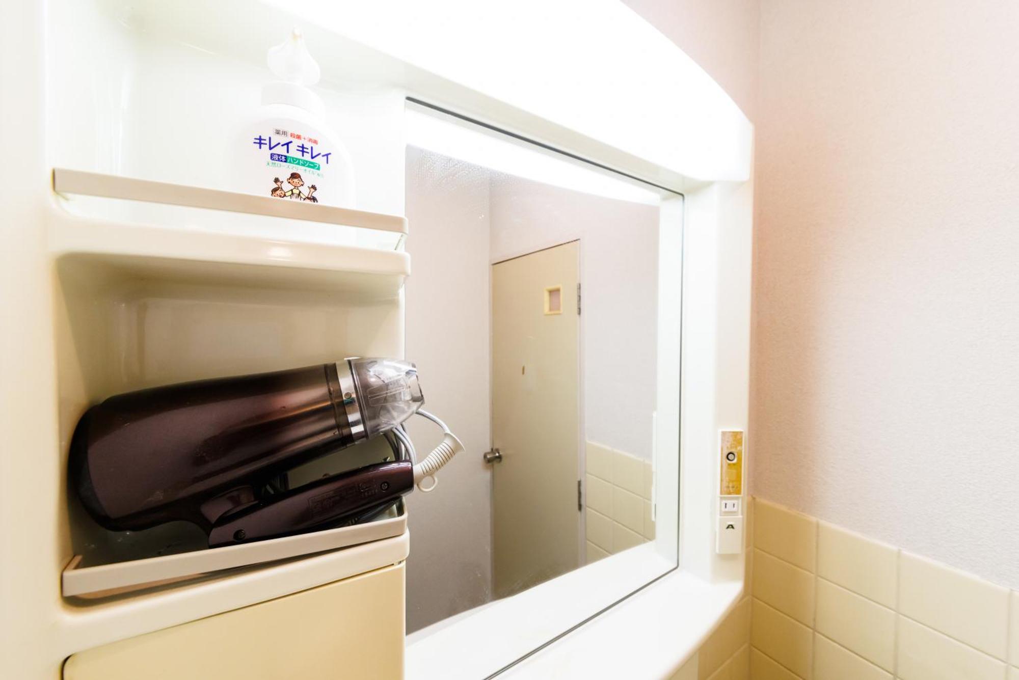Apartment Fiore Shimanouchi *