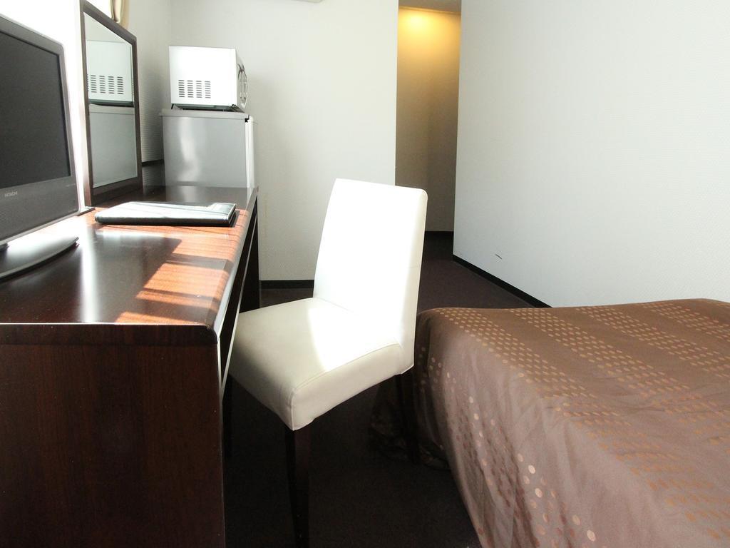 Economy hotel Livemax Umeda 2*