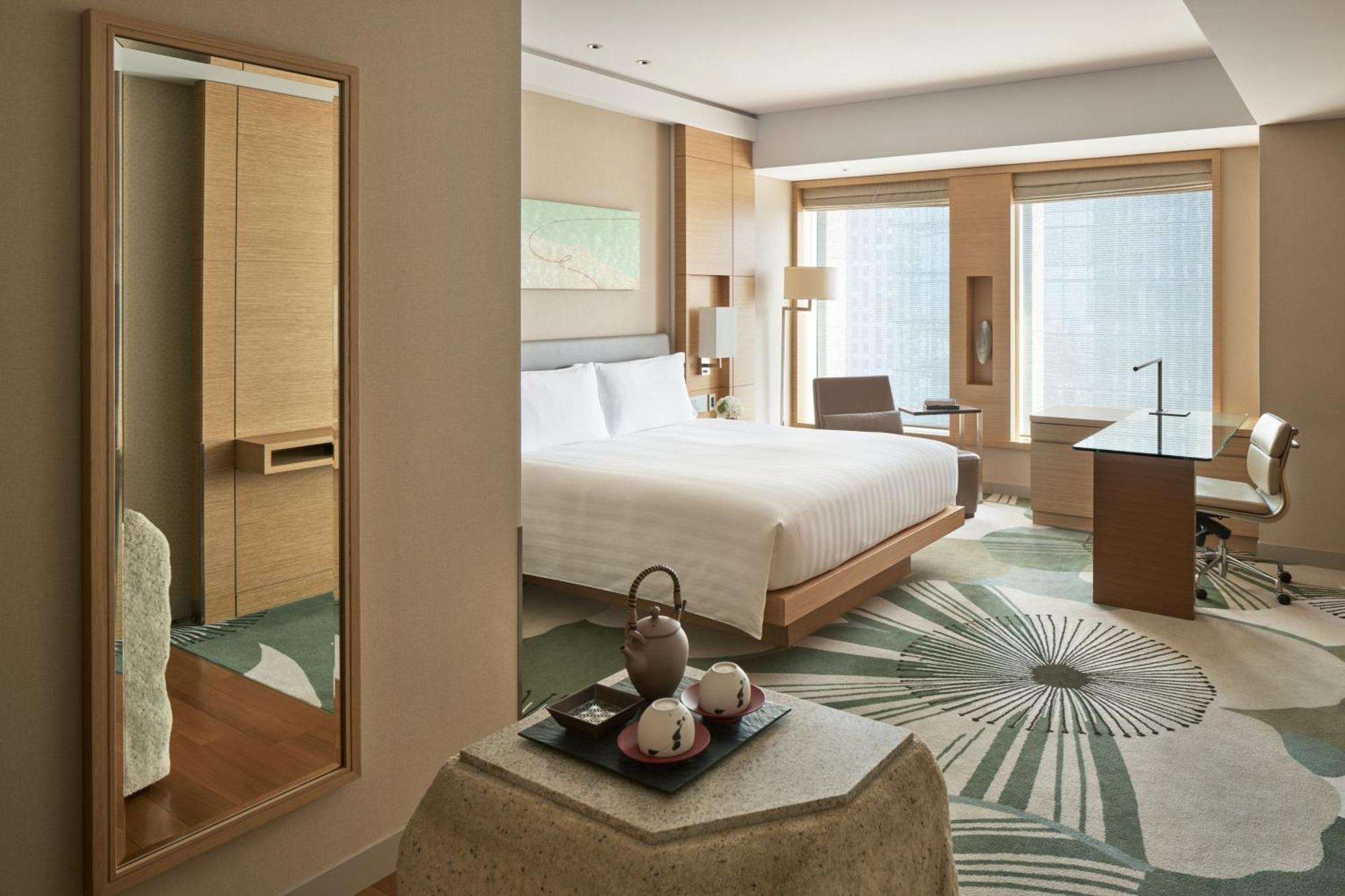 Intercontinental By Ihg Hotel Osaka