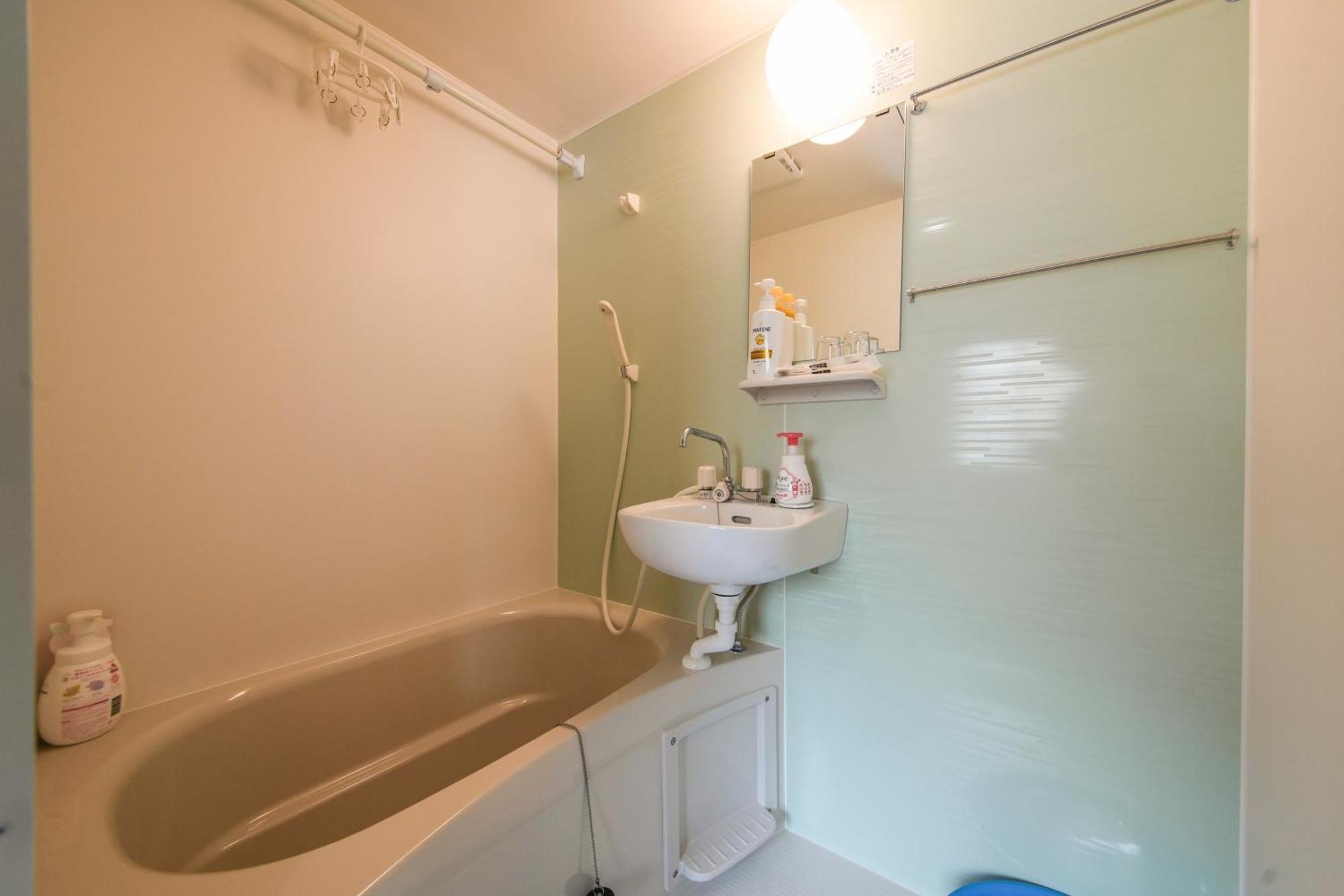 Apartment Blue House I大阪青の舍 I床品只使用一次 I步行8分钟内4站可达 *
