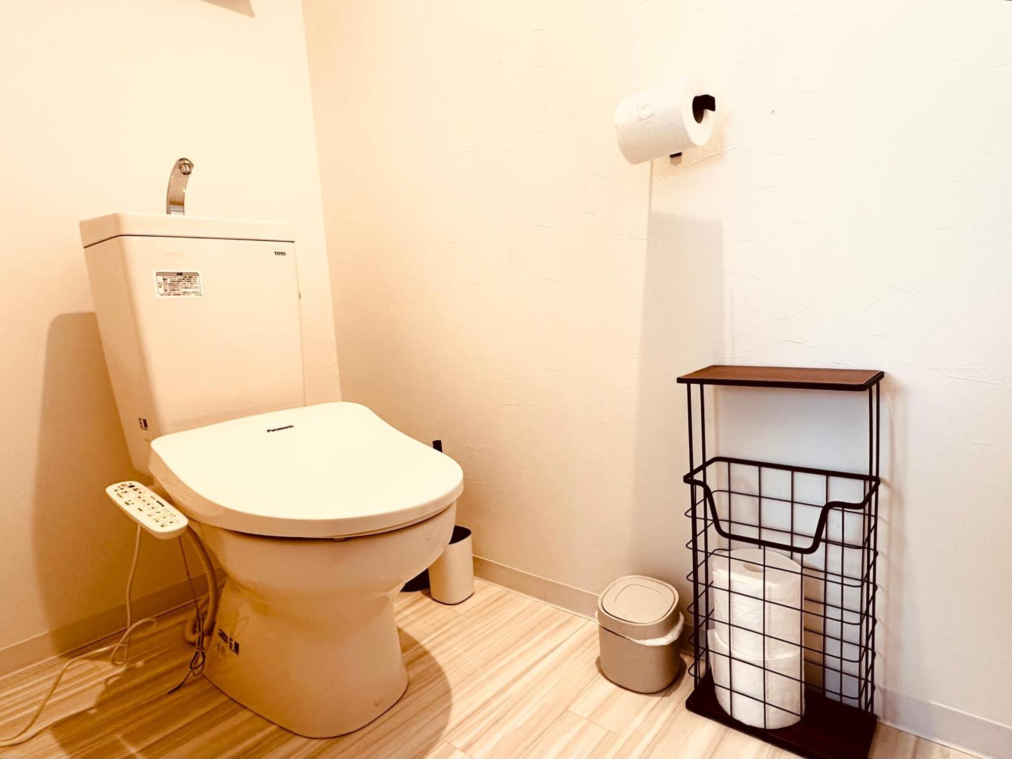 15 To Umeda, Kyobashi. Queen Bed. Pets Allowed Apartment *