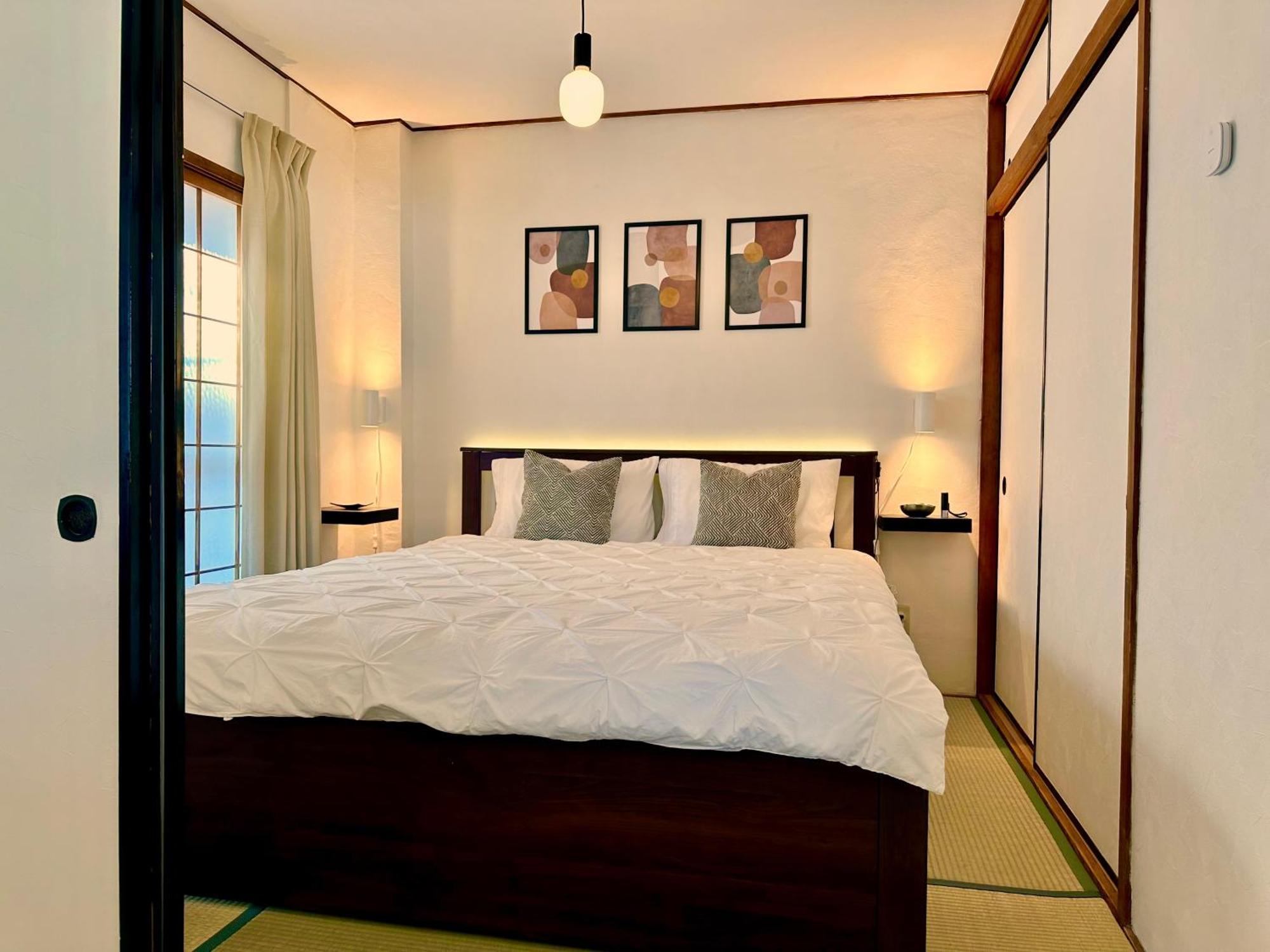 15 To Umeda, Kyobashi. Queen Bed. Pets Allowed Apartment Osaka