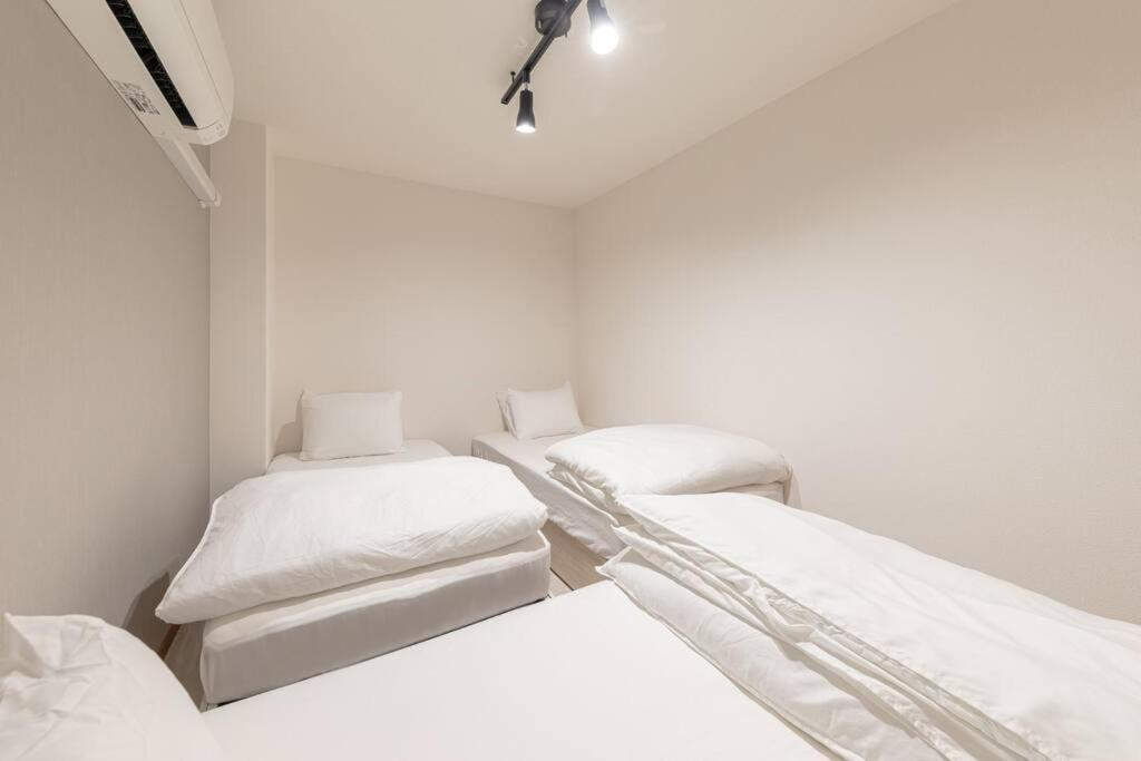 Tasonegrandstayosaka Tsuruhashi Sk Building 3f *