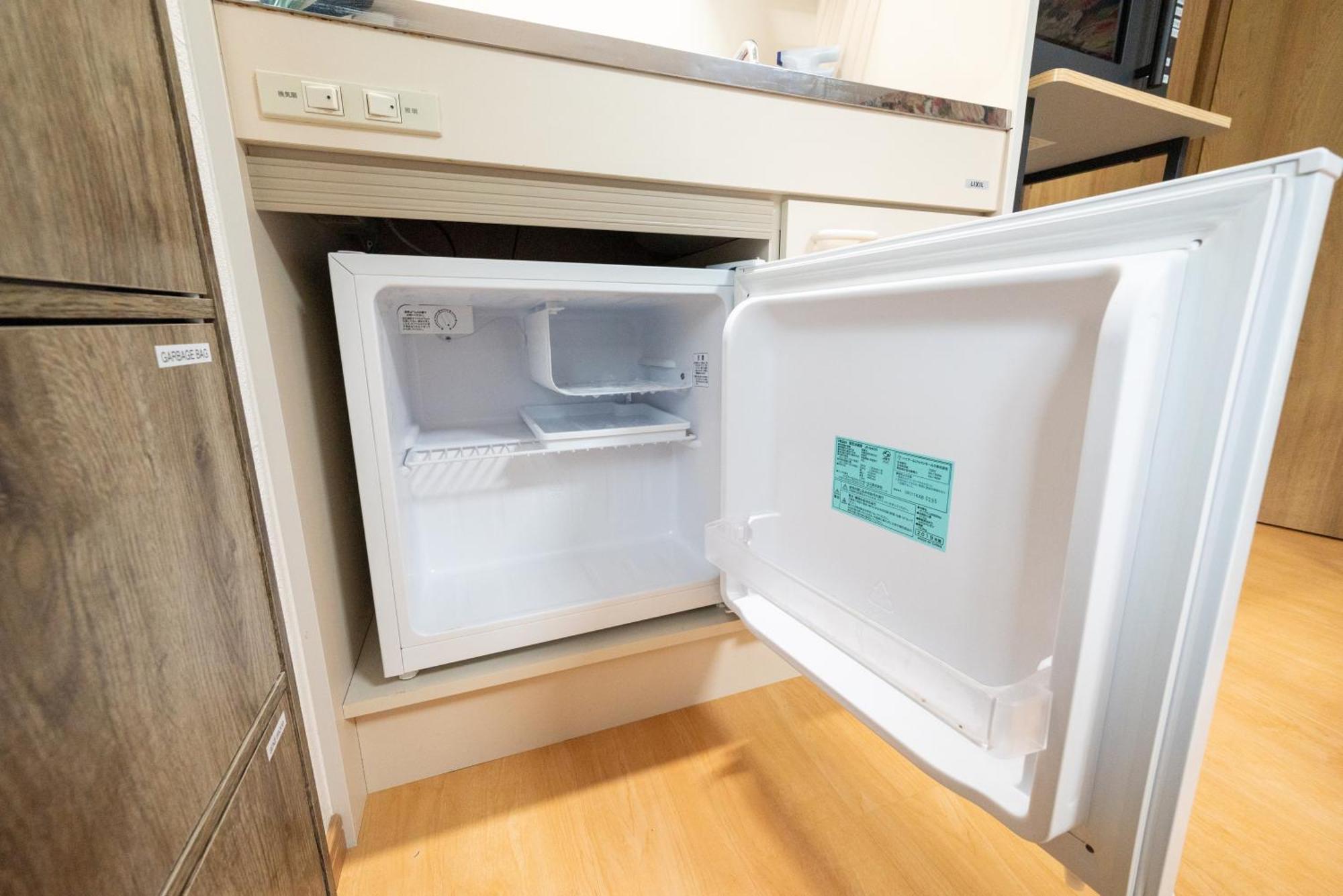 Apartment 梅田まで電車で5分 2024年フルリフォーム 雰囲気の良い商店街を満喫 コンビニとカフェまで徒歩1分 建物2階 *