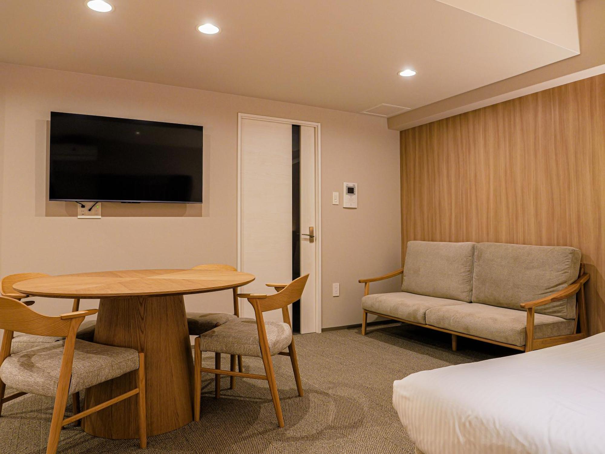 Nico Aparthotel