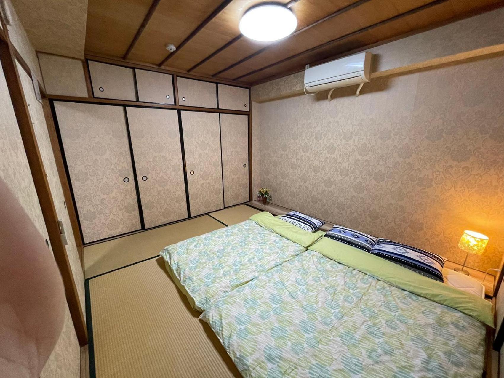 大阪市中心，难波车站5分钟，步行心斋桥道顿堀，独立公寓设备齐全 Osaka