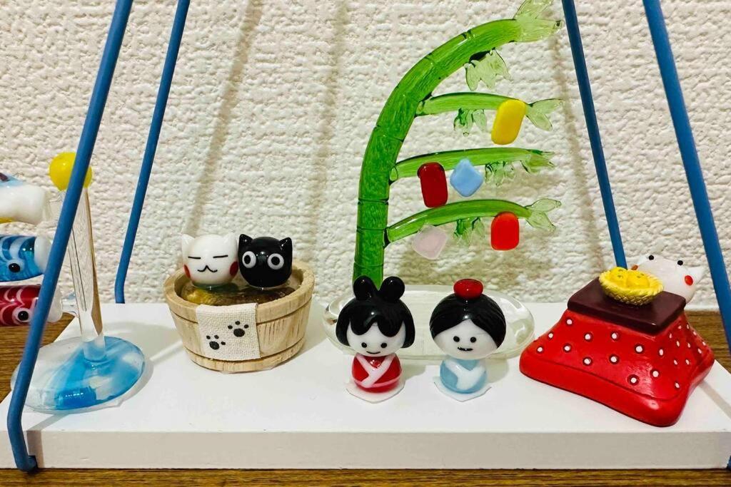 Apartment 303黒門市場すぐ30秒!道頓堀まで徒歩8分!でんでんタウン徒歩3分!通天閣徒歩9分!観光に最高! *