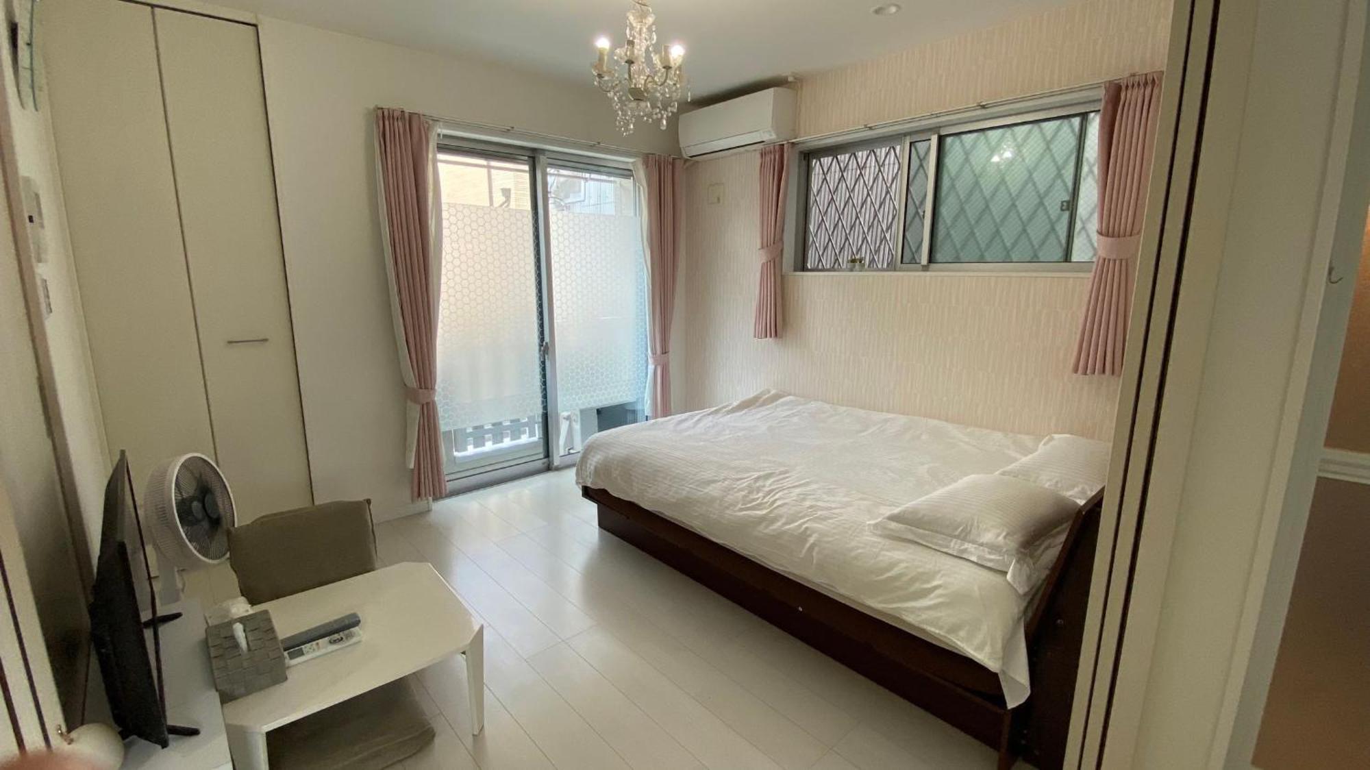 Apartment Sun生一番館102室