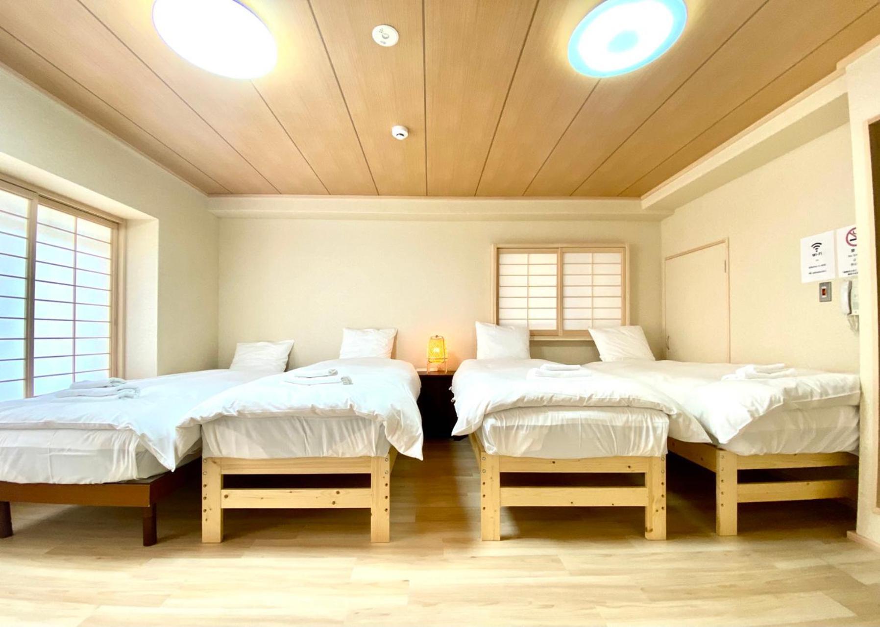 3 Minutes On Foot From Dotonbori East Entrance 5 Minutes On Foot From Shinsaibashi Area Traditional Japanese-style Apartment Osaka
