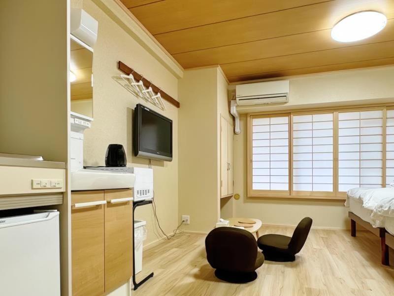 3 Minutes On Foot From Dotonbori East Entrance 5 Minutes On Foot From Shinsaibashi Area Traditional Japanese-style Apartment