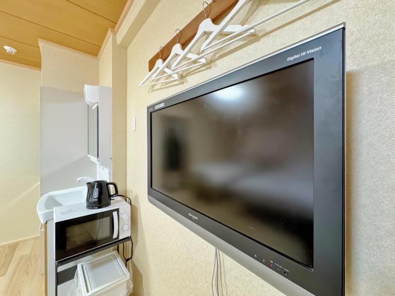 3 Minutes On Foot From Dotonbori East Entrance 5 Minutes On Foot From Shinsaibashi Area Traditional Japanese-style *