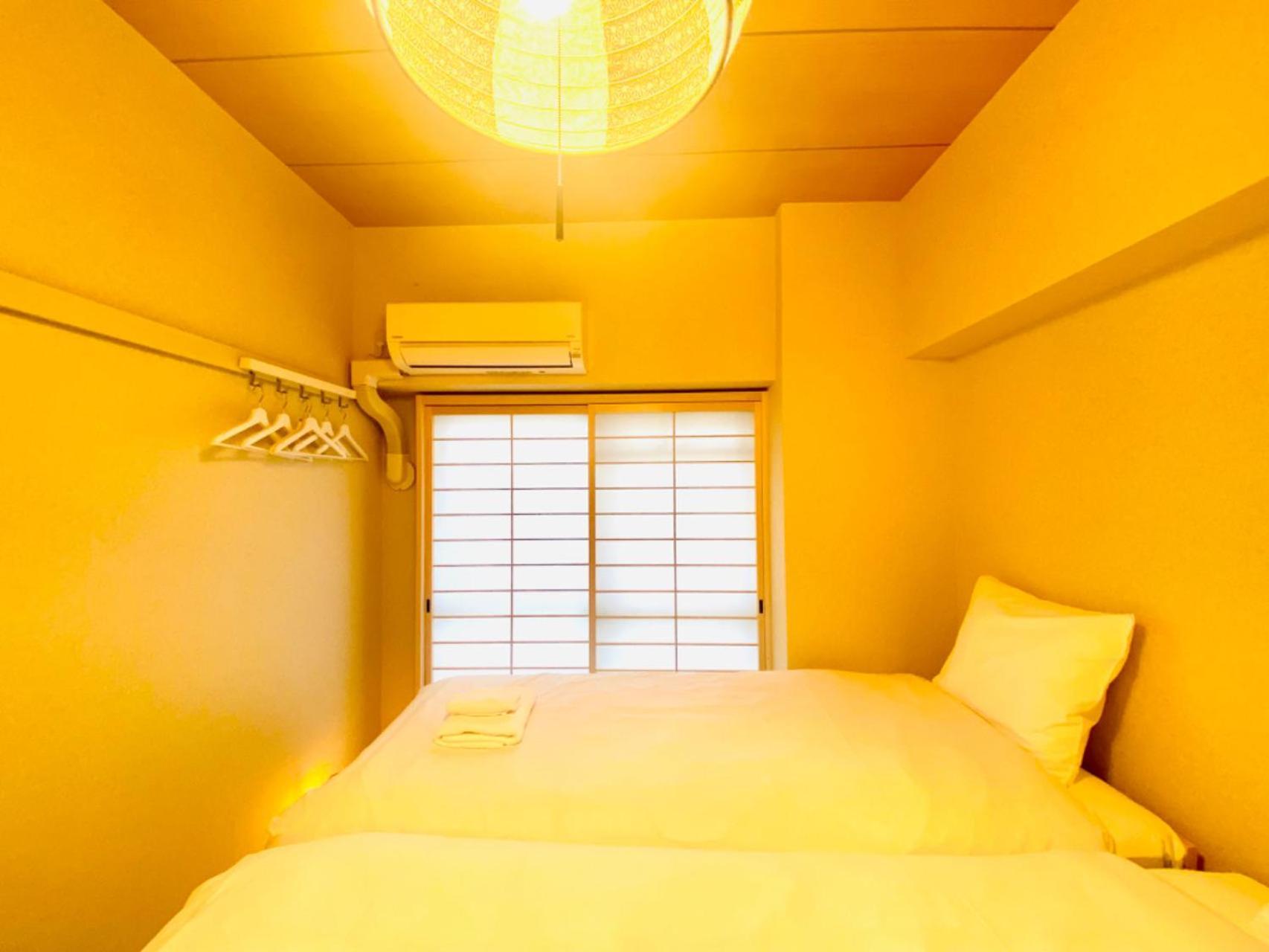 Apartment 3 Minutes On Foot From Dotonbori East Entrance 5 Minutes On Foot From Shinsaibashi Area Traditional Japanese-style