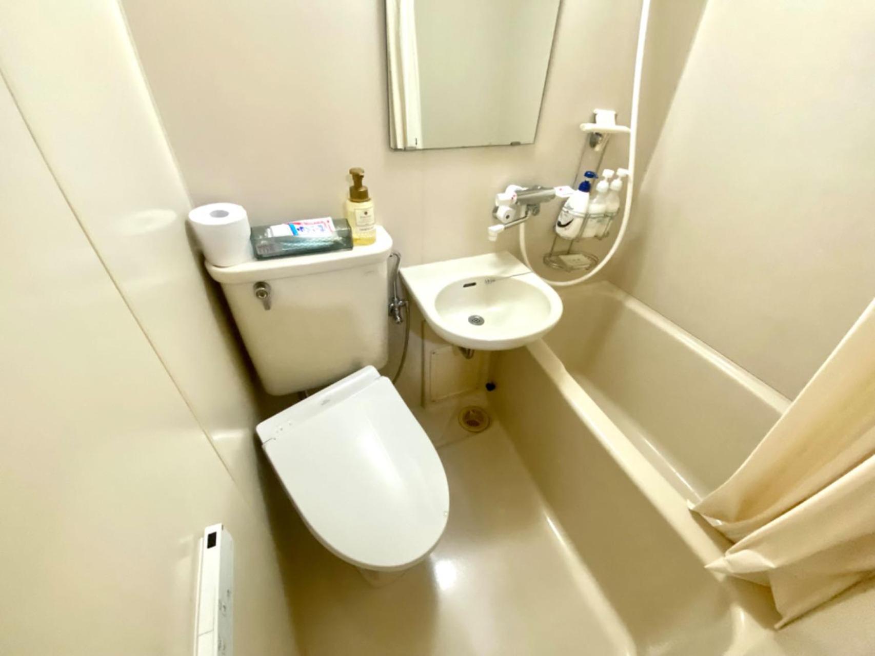 3 Minutes On Foot From Dotonbori East Entrance 5 Minutes On Foot From Shinsaibashi Area Traditional Japanese-style Apartment