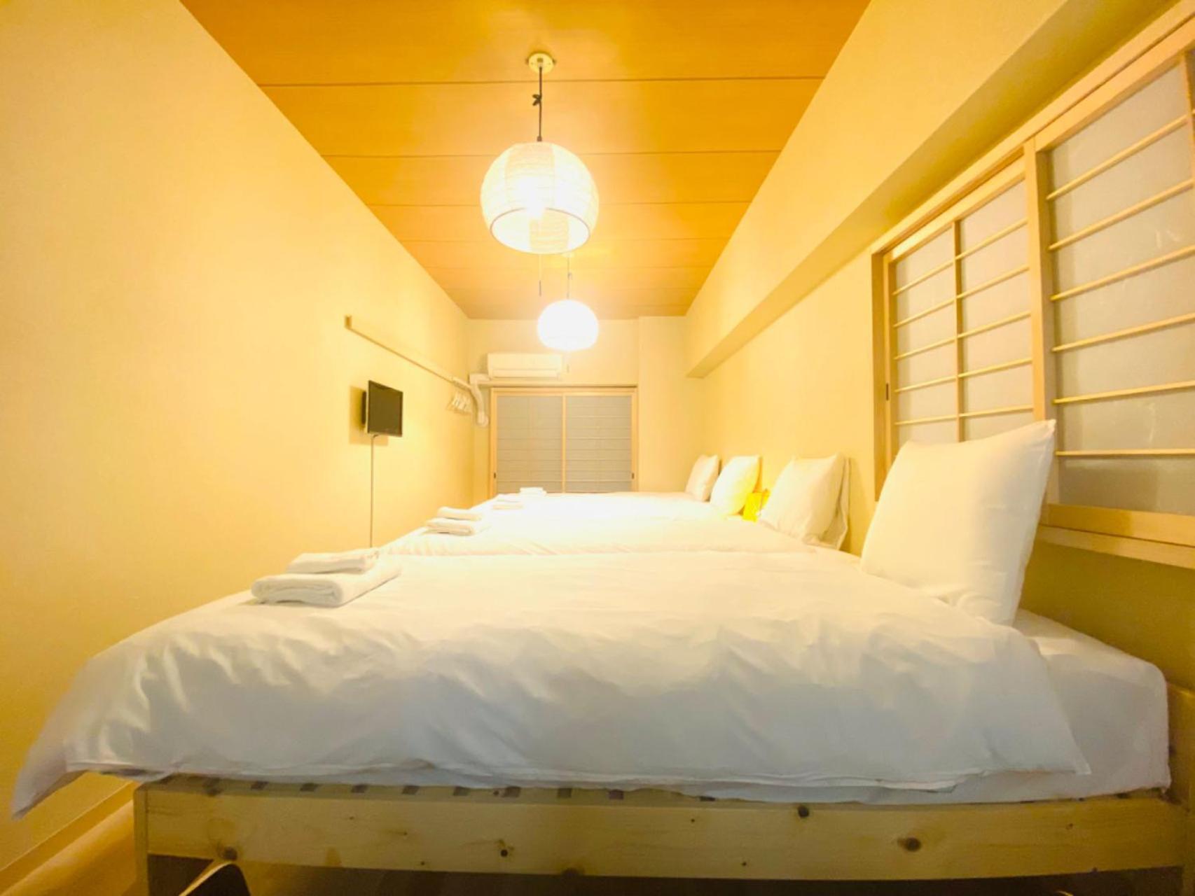 Apartment 3 Minutes On Foot From Dotonbori East Entrance 5 Minutes On Foot From Shinsaibashi Area Traditional Japanese-style *
