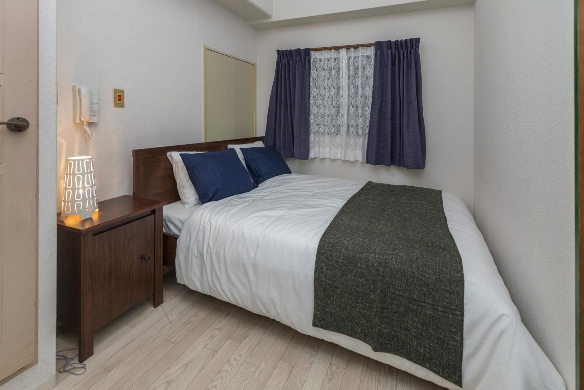3 Minutes On Foot From Dotonbori East Entrance 5 Minutes On Foot From Shinsaibashi Area Traditional Japanese-style