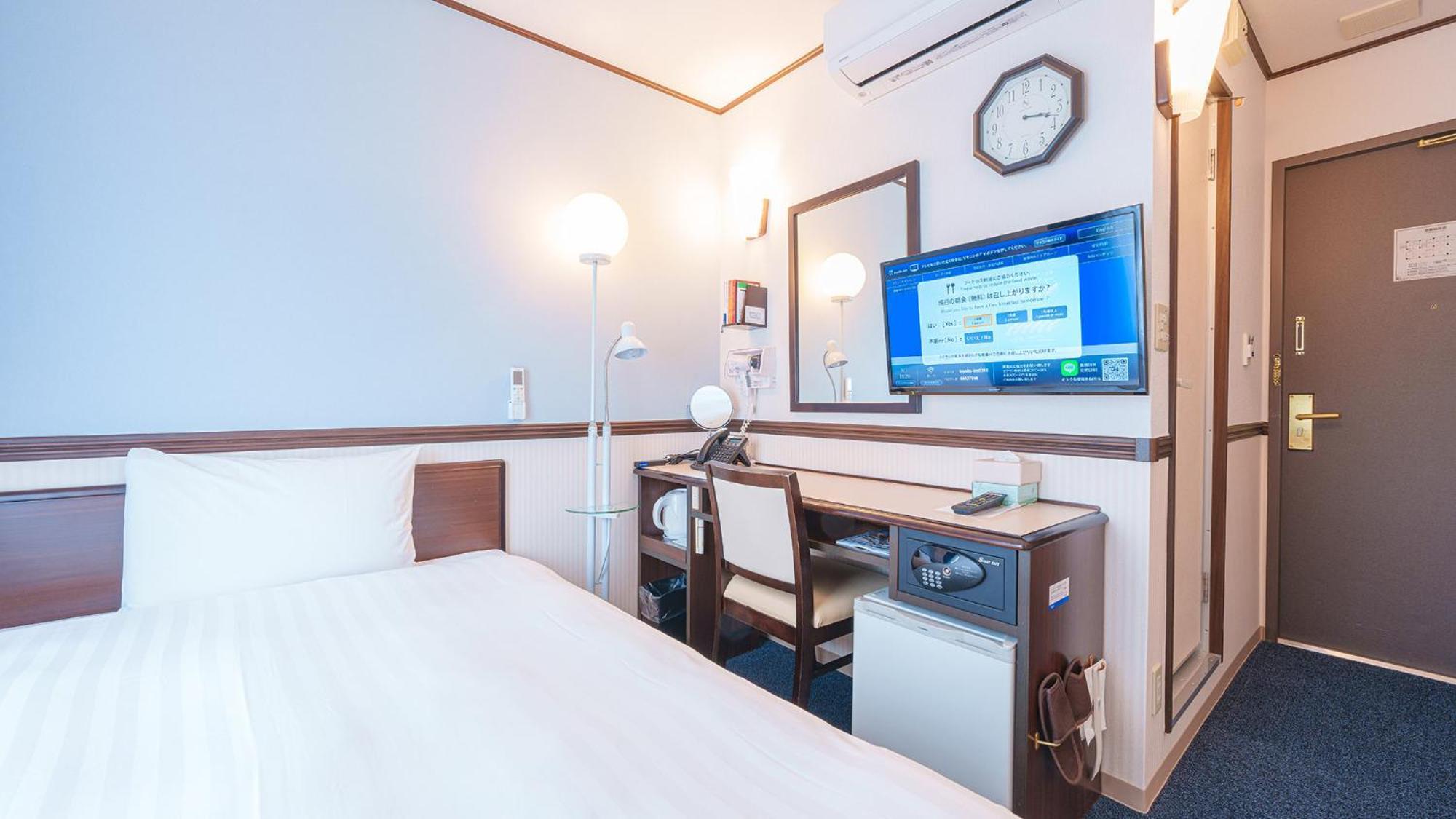 Hotel Toyoko Shin-osaka-eki Higashi-guchi 3*
