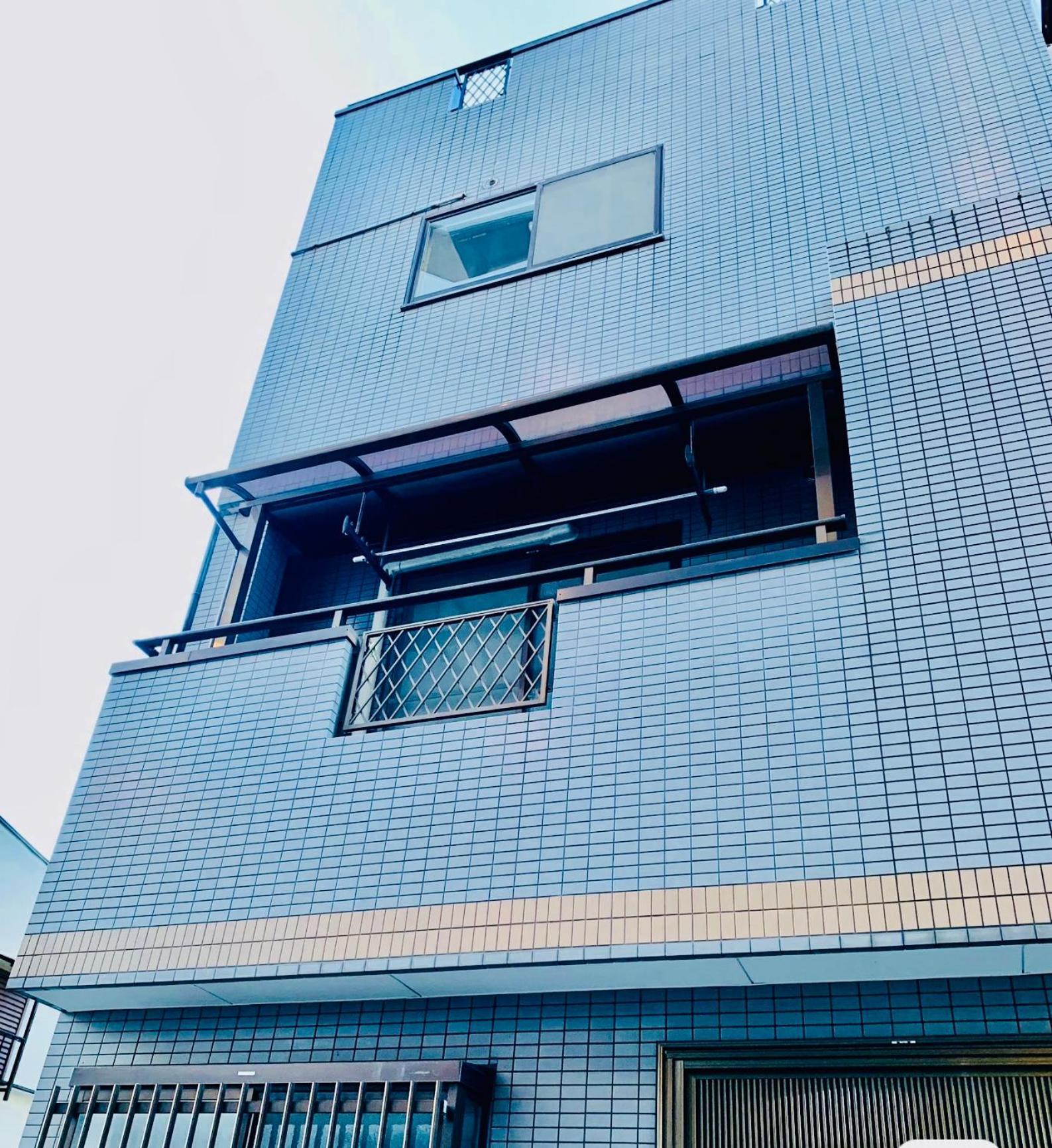 Minatoの宿-西九条駅徒歩3分1棟貸切3部屋usj5分梅田難波天王寺奈良神戸関西空港まで直通 * Osaka