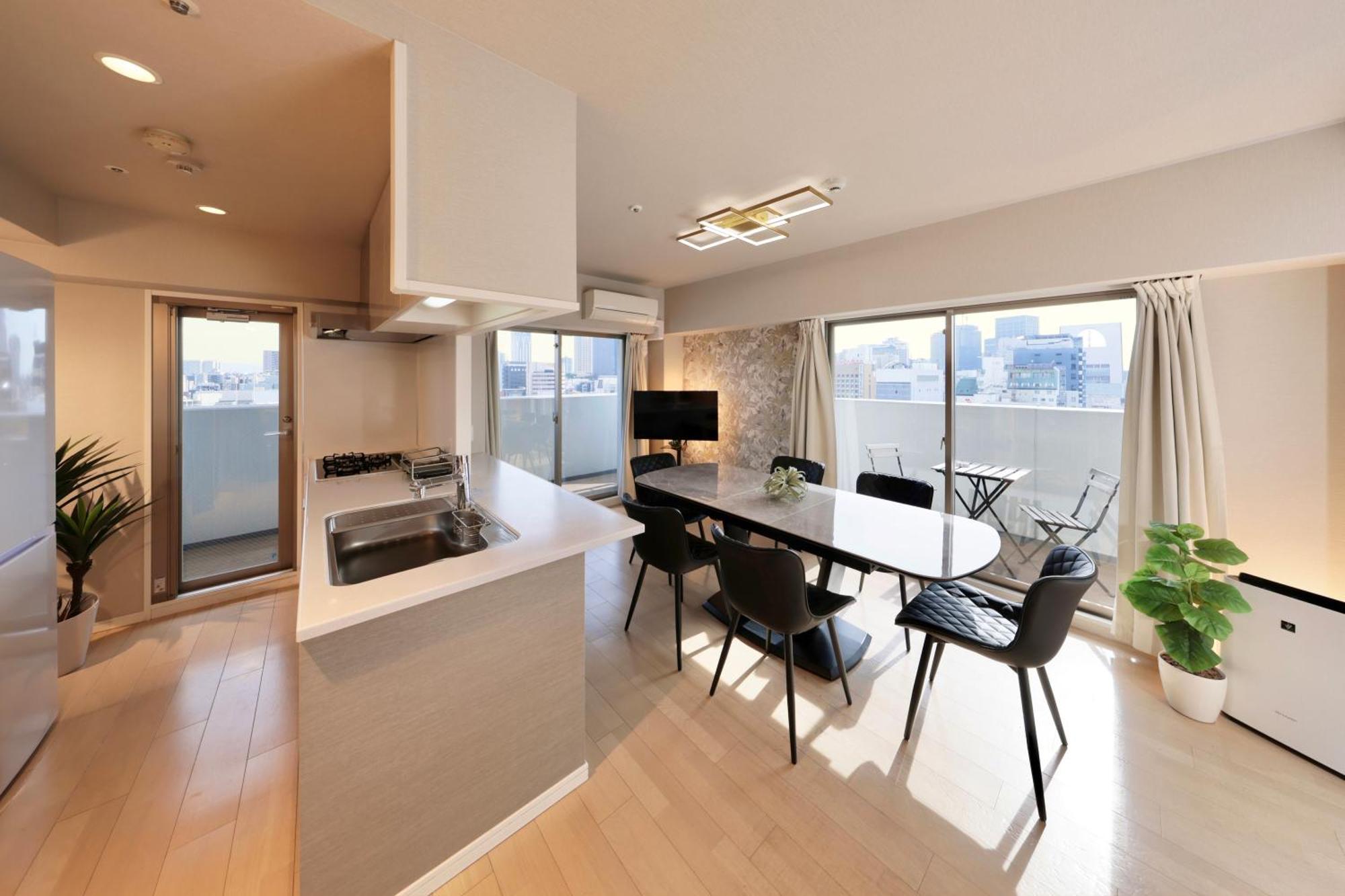 Apartment Cystal Exe Nippombashi Osaka
