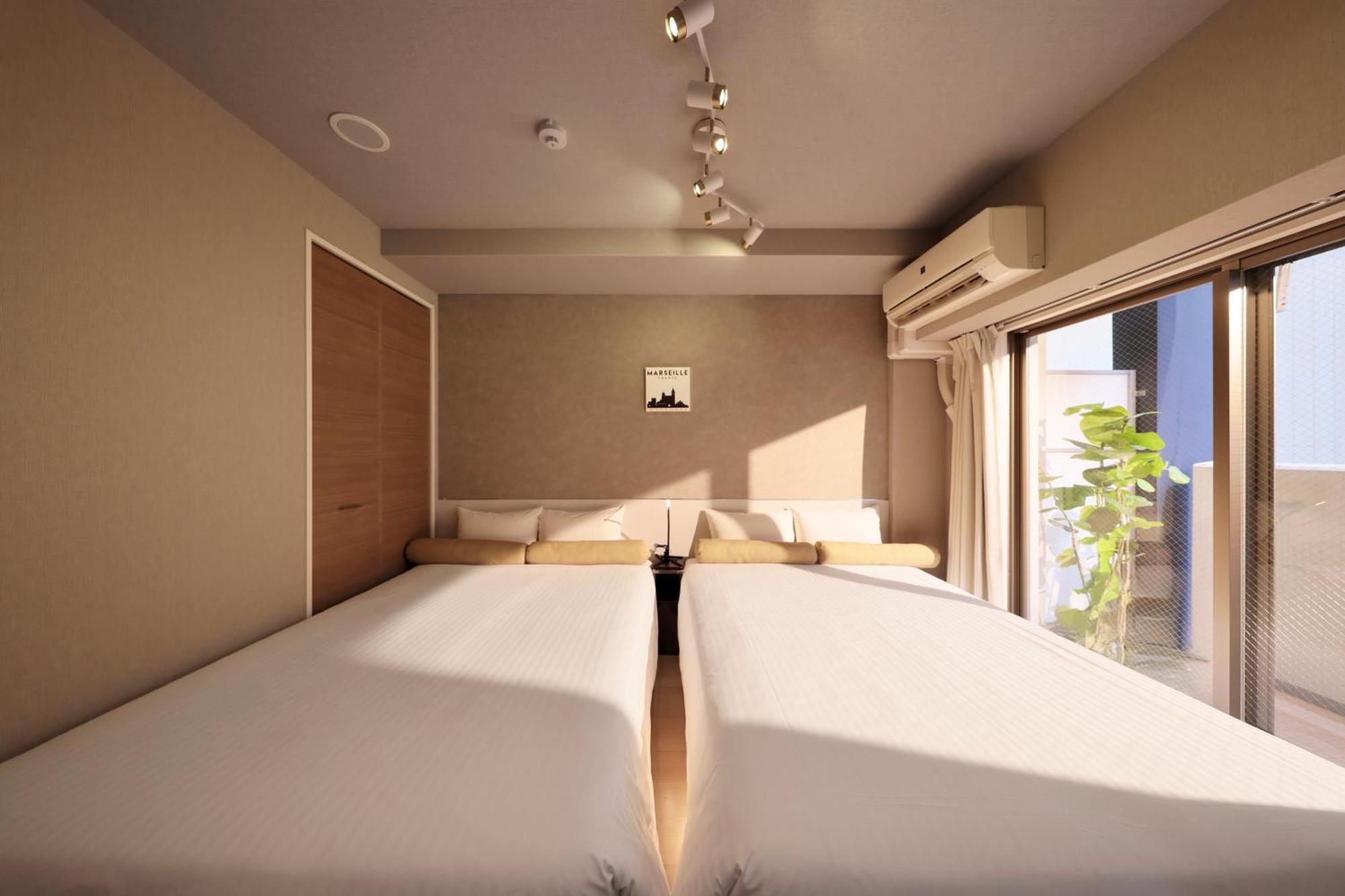 Cystal Exe Nippombashi Apartment *