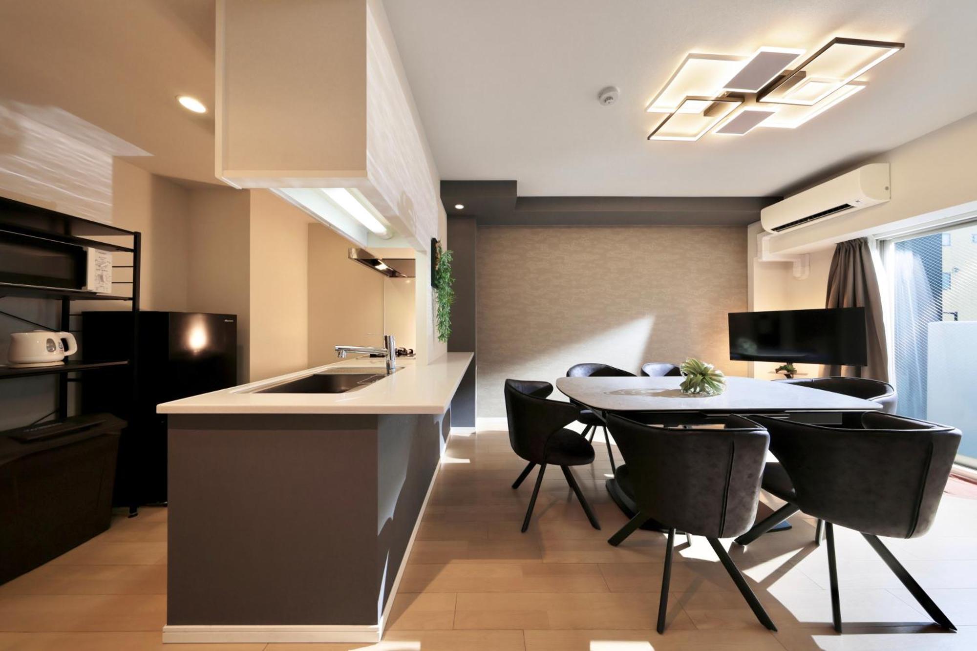 Apartment Cystal Exe Nippombashi Osaka