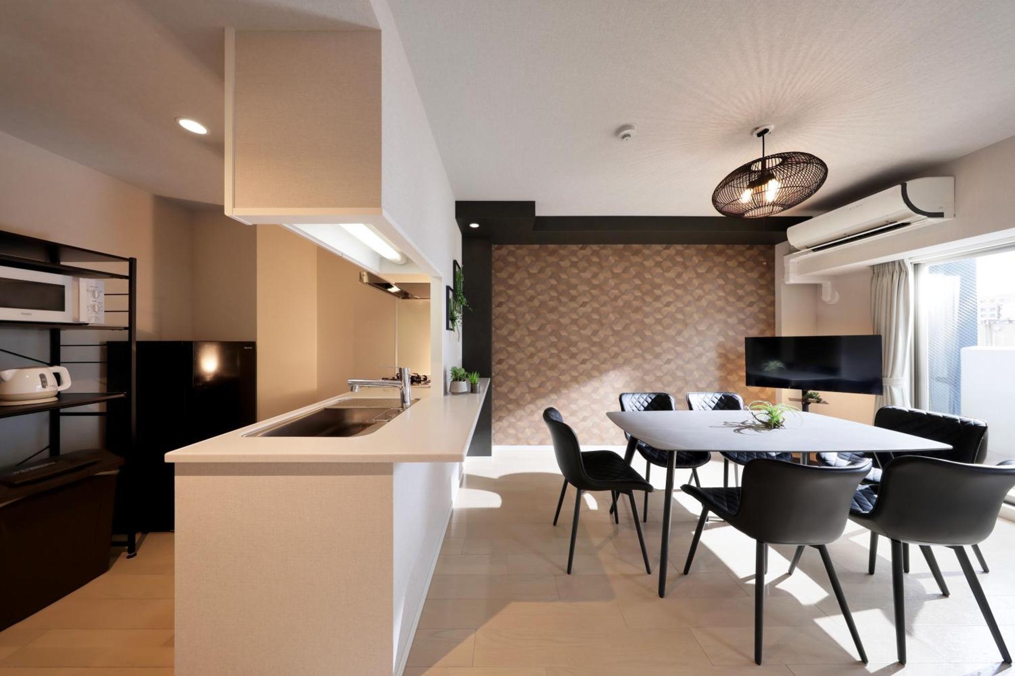 Cystal Exe Nippombashi Apartment