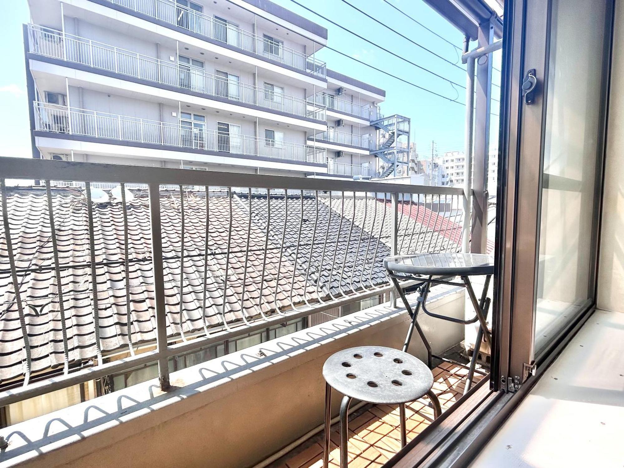 Apartment 林林の民宿-和風ルーム、空港直達，難波まで2駅3分 Osaka