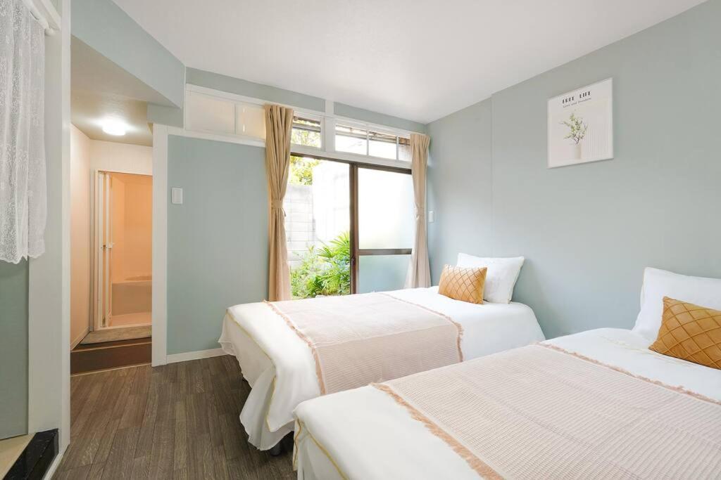 Meek House * Osaka