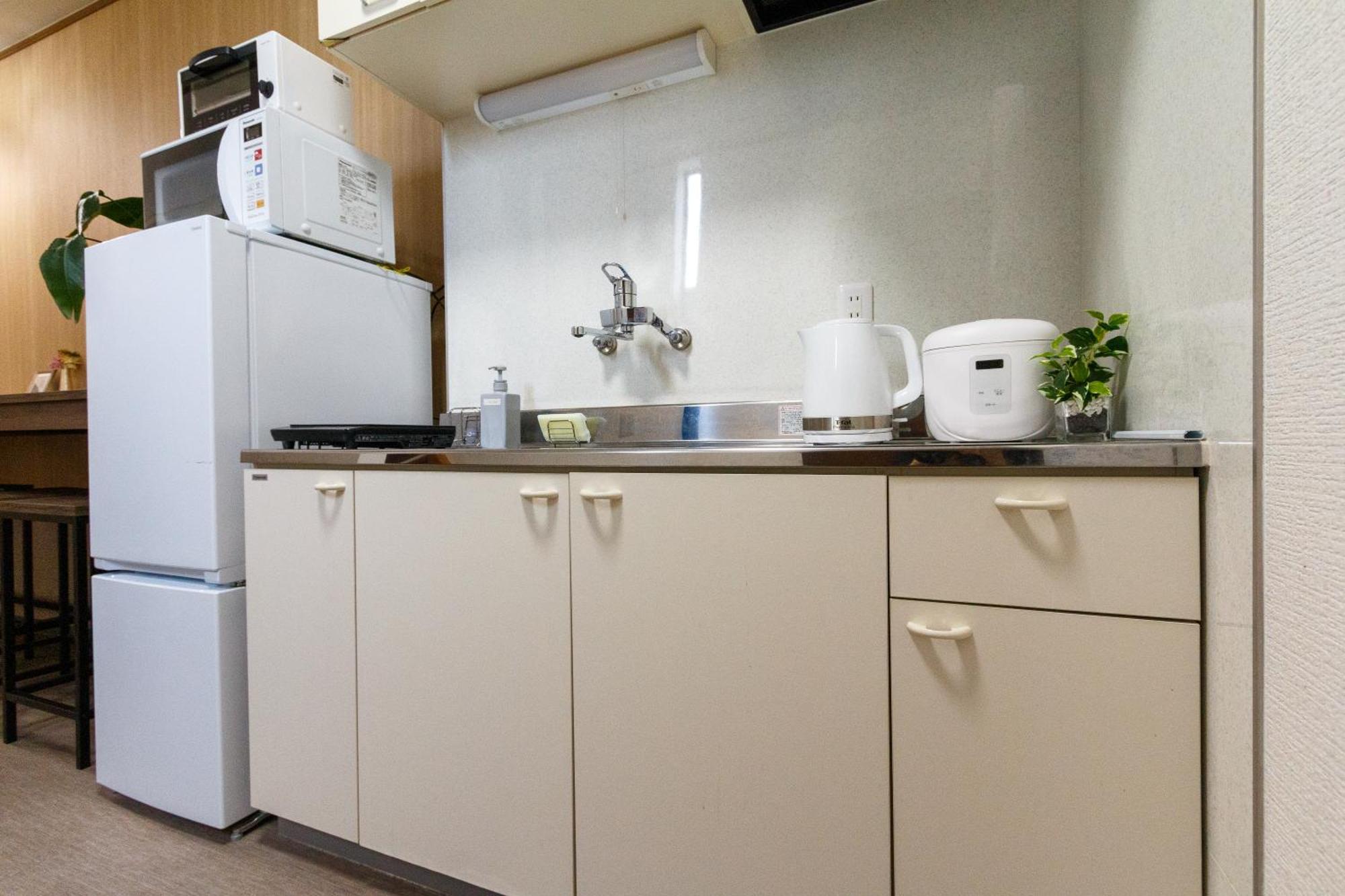 Taichi's House Apartment
