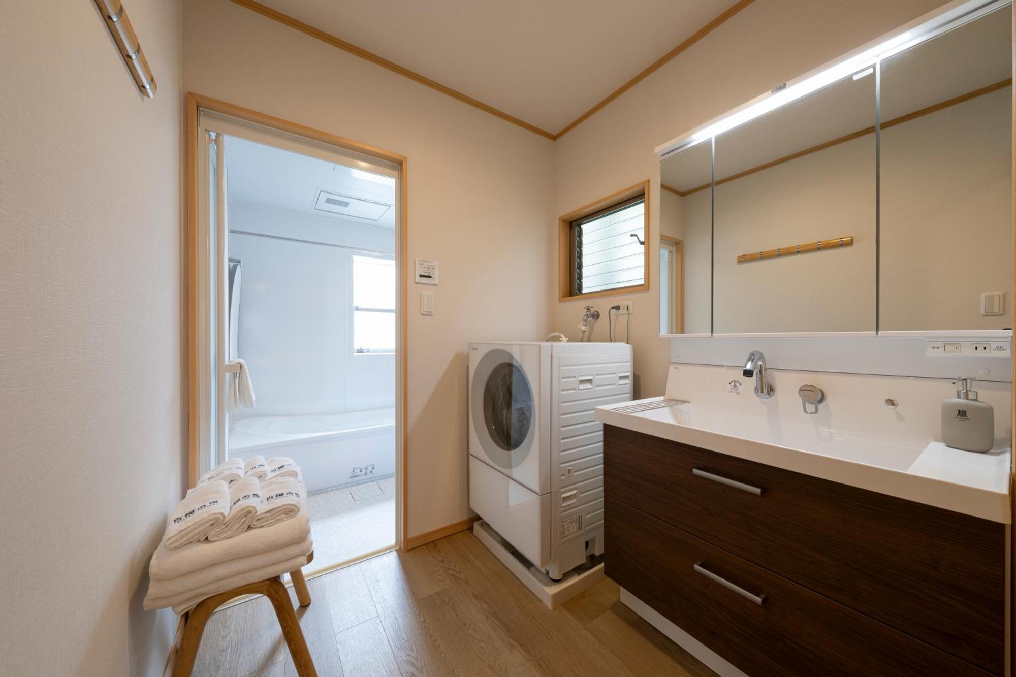 Shirakabanoyado - Hatsumi, Modern Japanese Villa, New Open 2024! Osaka