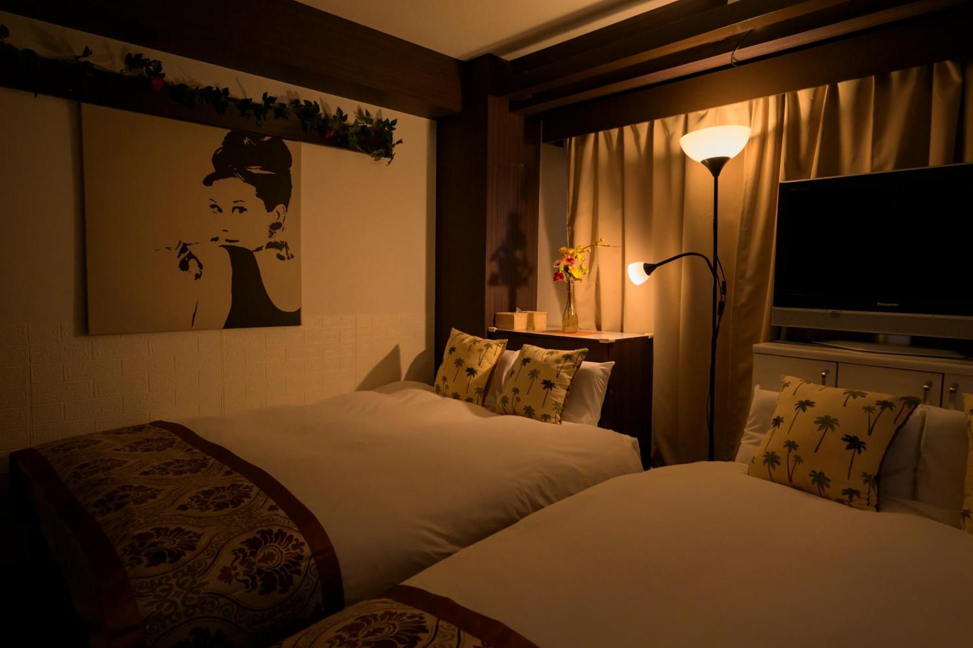 Apartment Aaron通天東 *