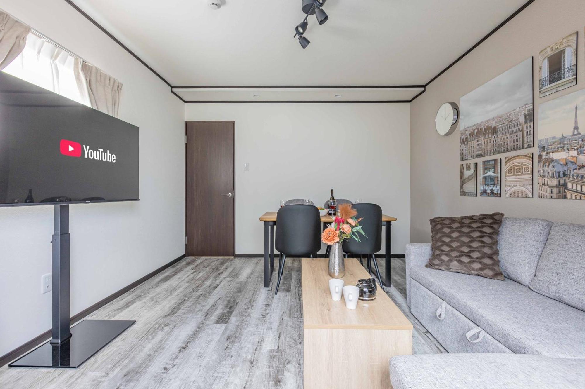 Apartment Art Shinsekai Minami メゾネット *