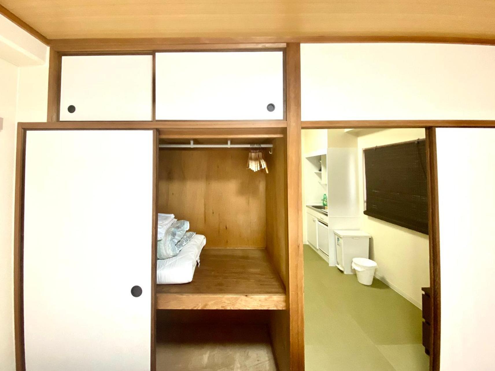 3 Minutes On Foot From Dotonbori East Entrance 5 Minutes On Foot From Shinsaibashi Area Traditional Japanese-style Osaka