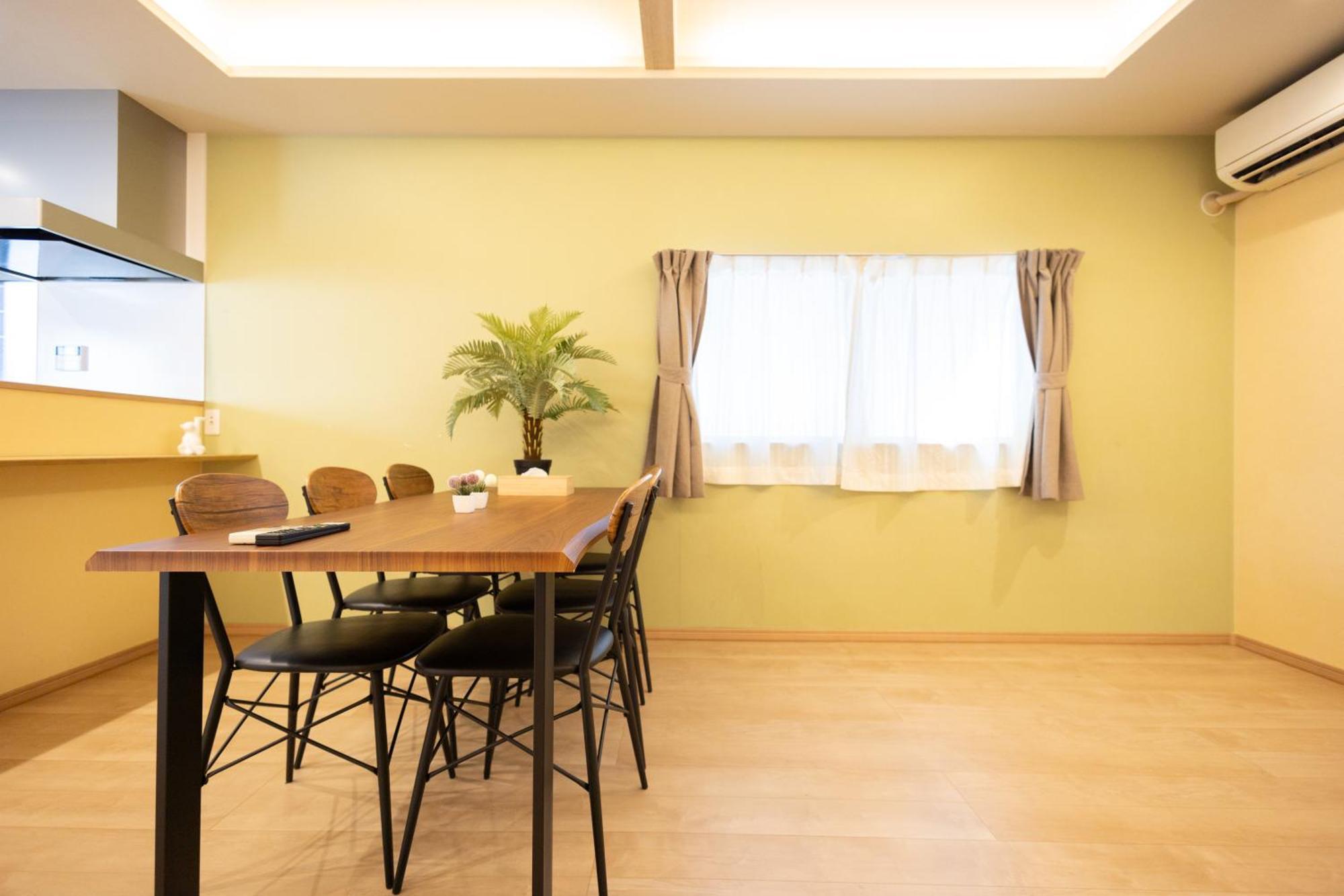 Nestay Terrace House Tsutenkaku Osaka
