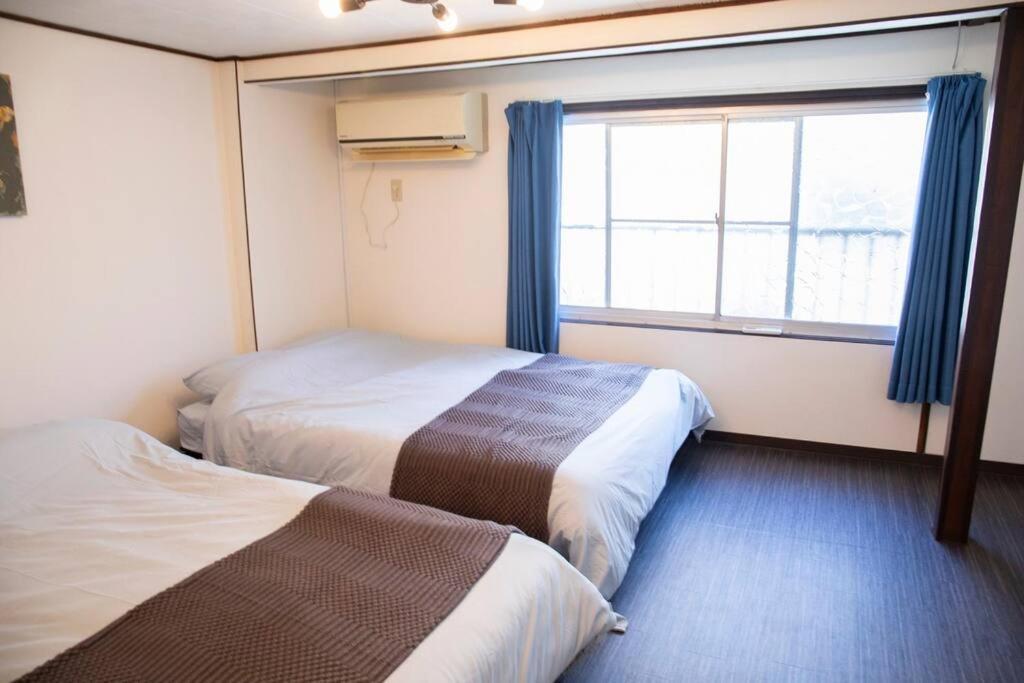Villa 大正 Guest House! Usjと心斎橋へアクセス抜群!京セラドーム近くの大正駅徒歩5分!12人宿泊可能!一軒家貸切! Osaka