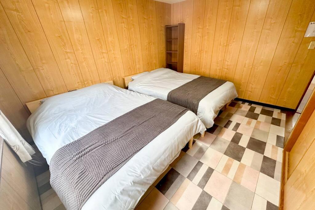 Villa 大正 Guest House! Usjと心斎橋へアクセス抜群!京セラドーム近くの大正駅徒歩5分!12人宿泊可能!一軒家貸切!