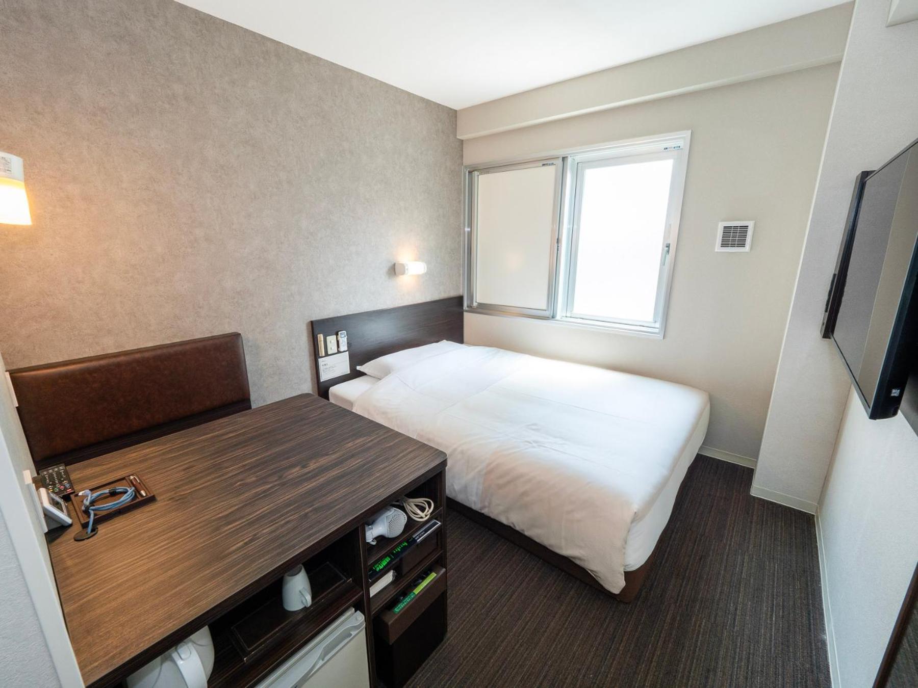 Super Jr Shin-osaka Higashiguchi Hotel 3*