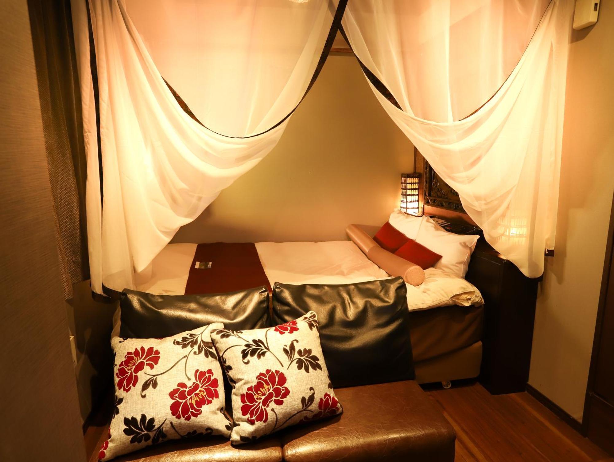 K6 Namba (adults Only)