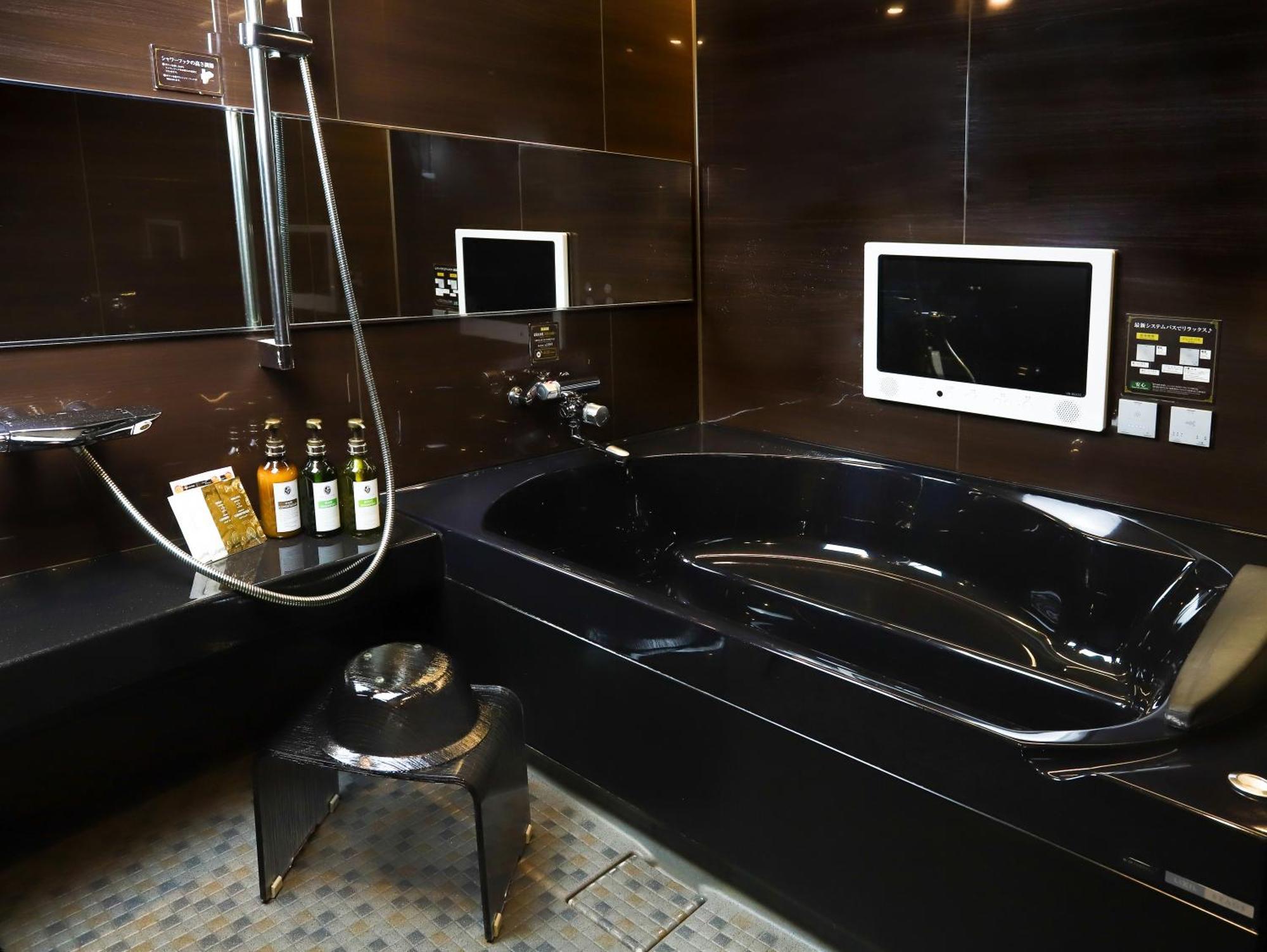 K6 Namba (adults Only) 3*
