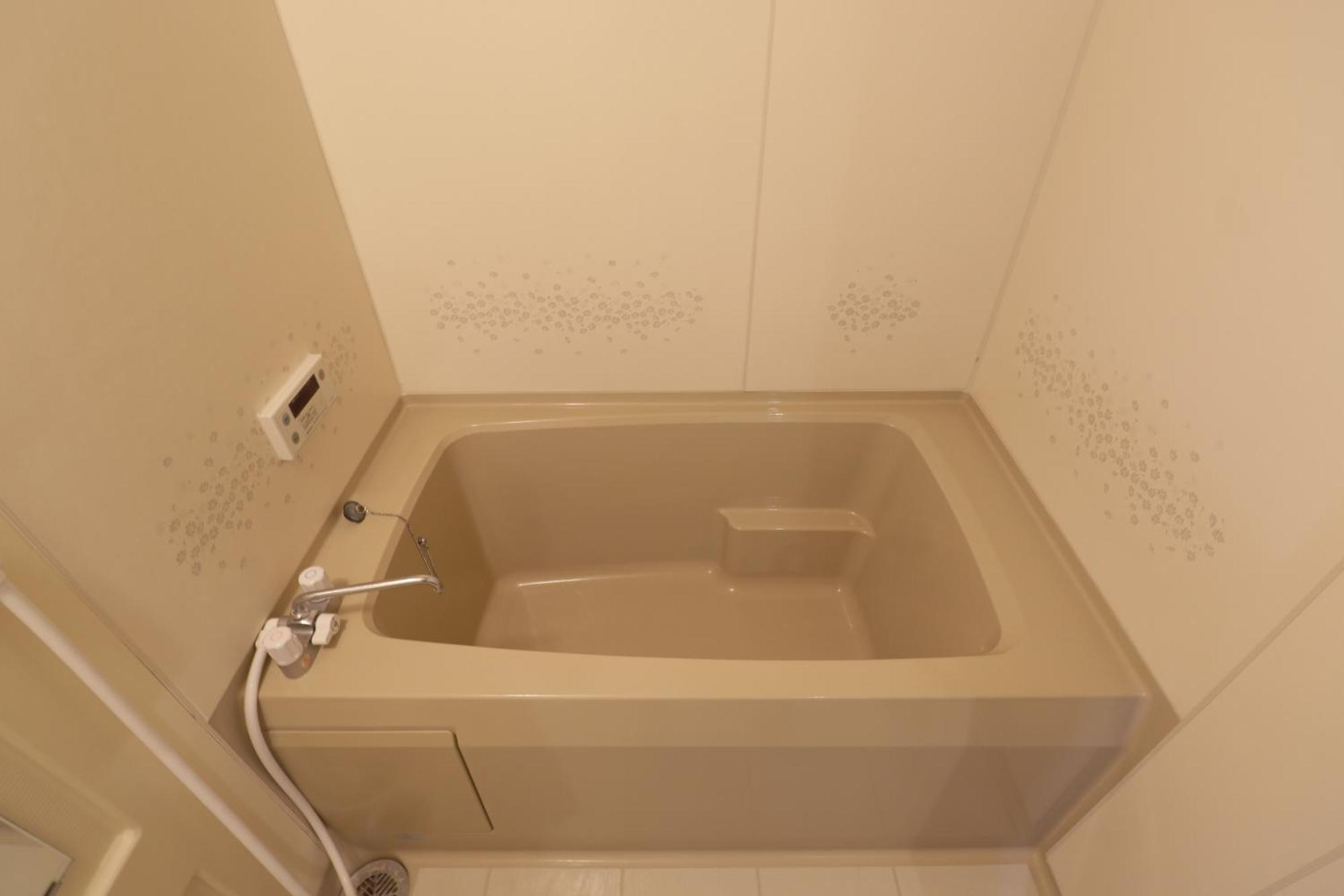 大阪中心街 道頓堀徒歩10分!!! 日本橋駅 徒歩10分 ホテルリネン使用 1003 Apartment