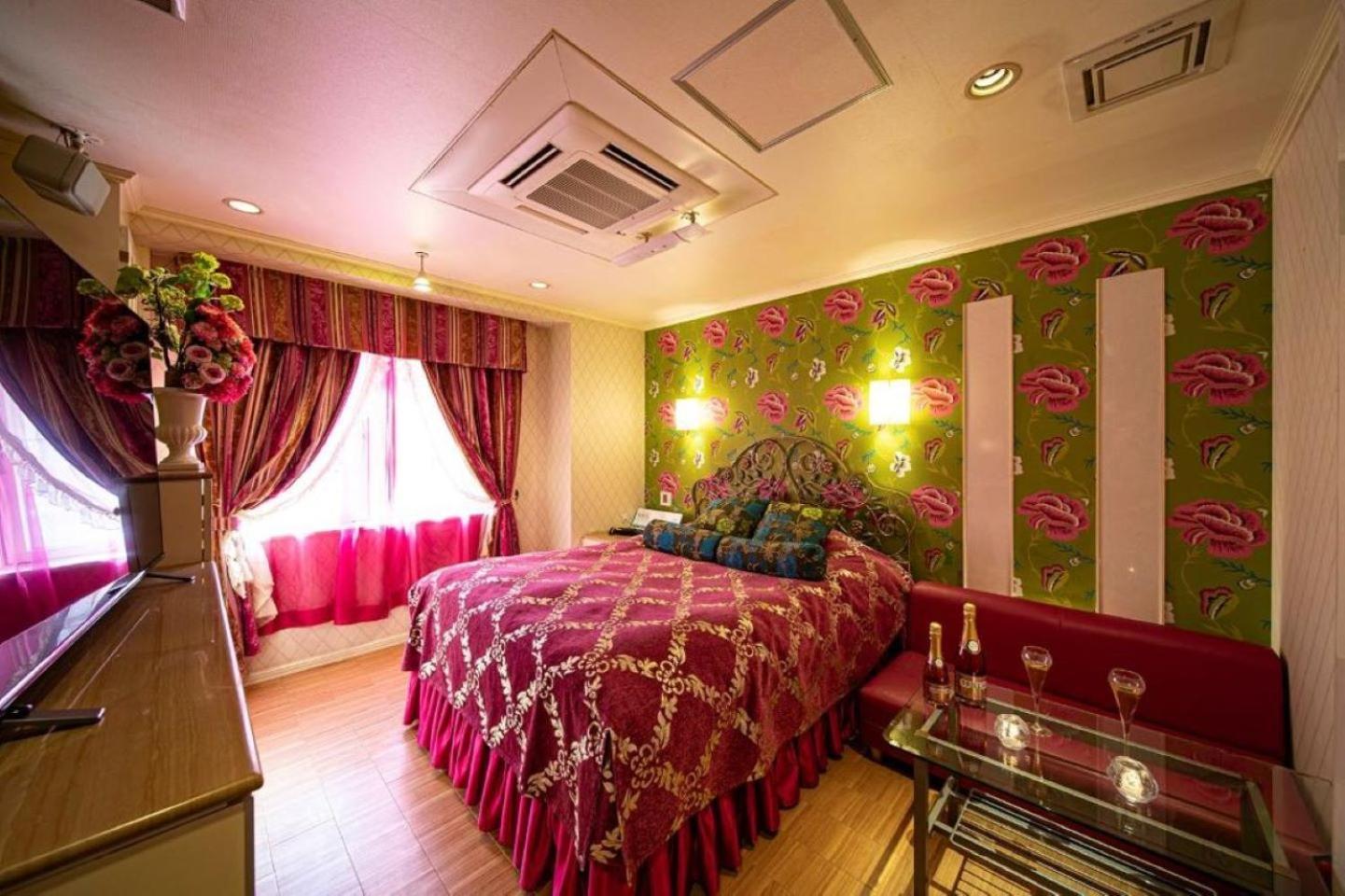 Rose Lips Shinsaibashi ローズリップス心斎橋 Hotel do amor