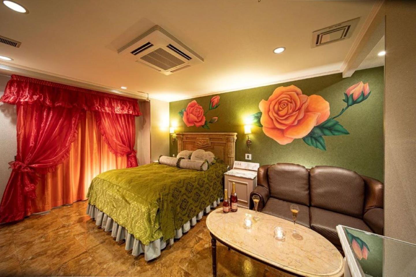 Hotel do amor Rose Lips Shinsaibashi ローズリップス心斎橋
