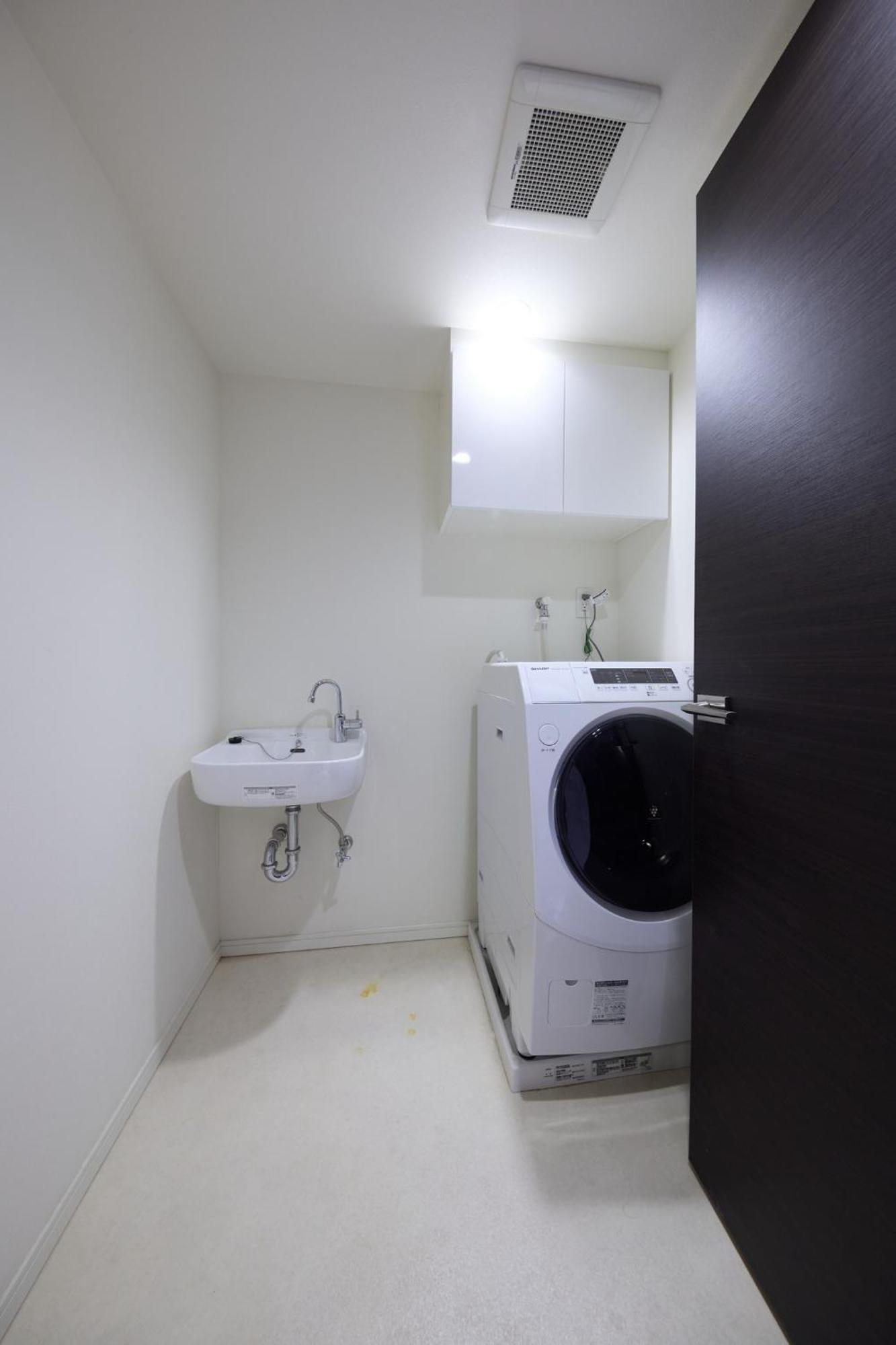 Apartment Calante Yuhigaoka 3-4f, 5-6f - Vacation 16312 Osaka