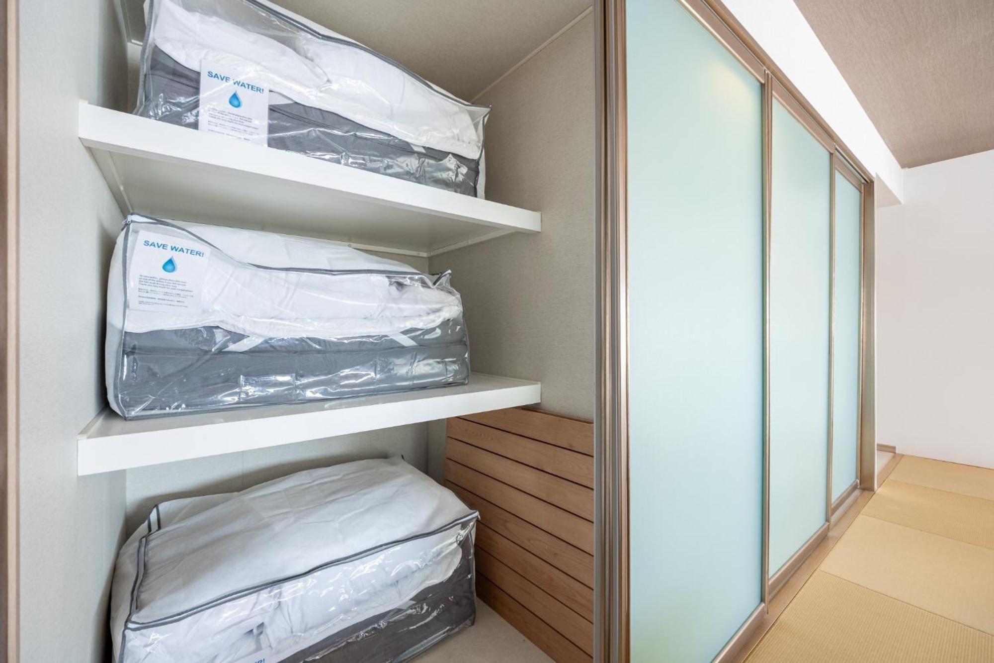 Apartment Calante Yuhigaoka 3-4f, 5-6f - Vacation 16312 Osaka