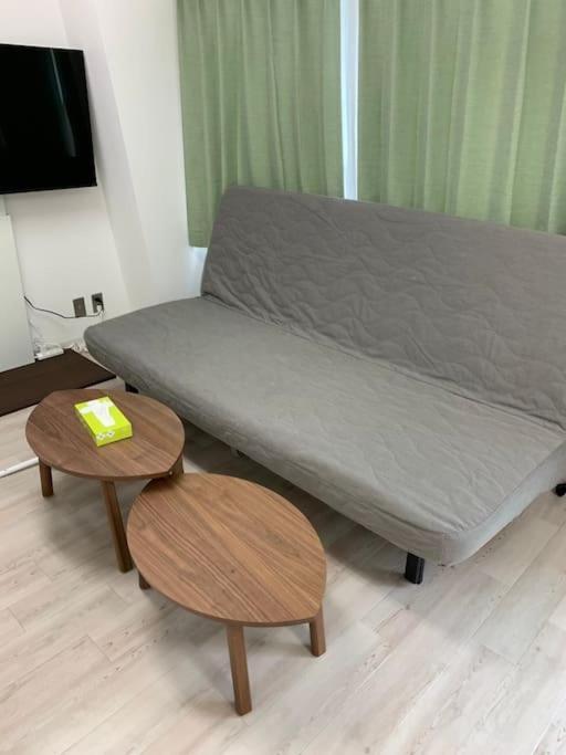 Shinosaka Jr 30s, Direct To Kansai Airport 關西空港直達, Umeda 6min, Kyoto 25min, Early Check In Apartment *