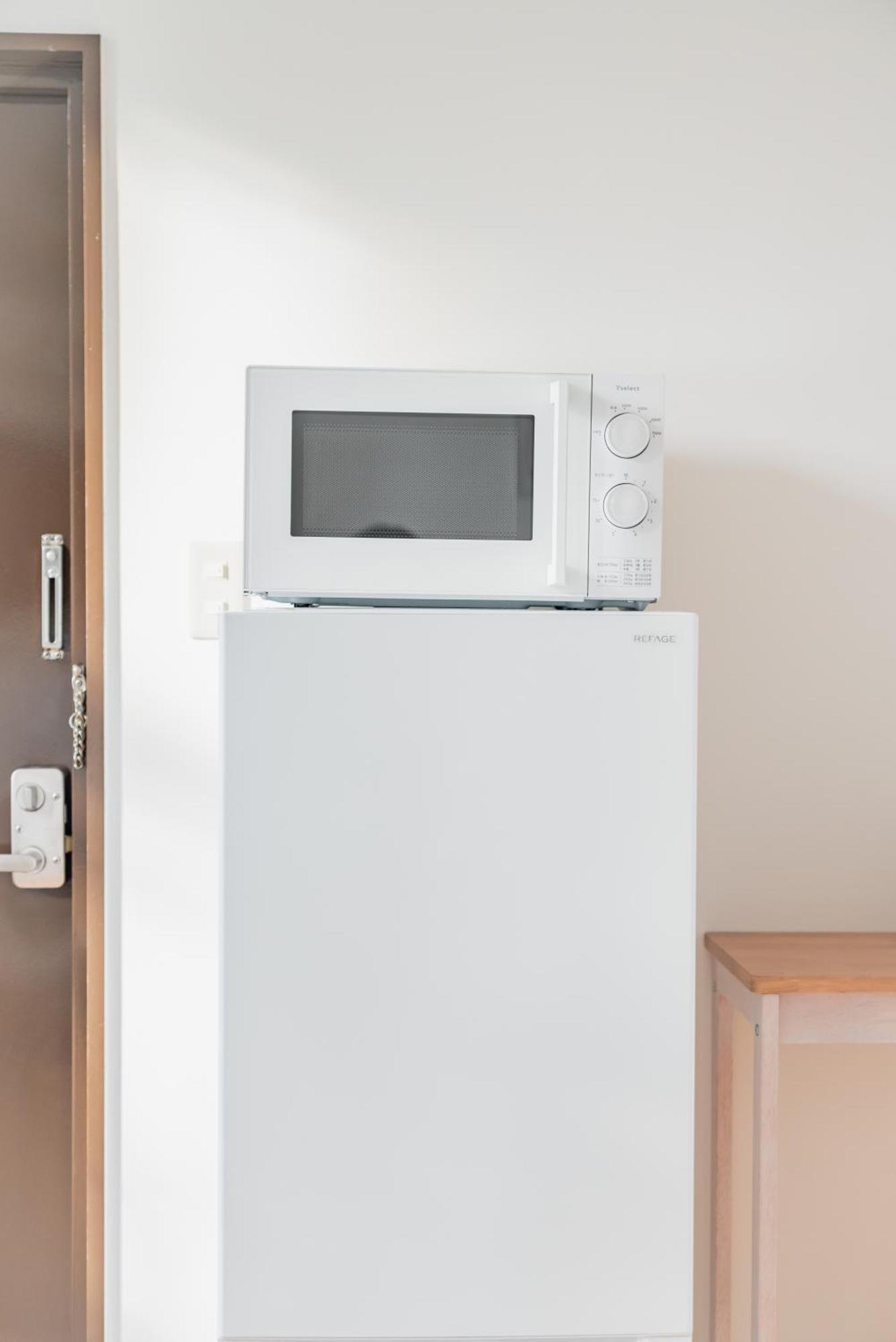 Apartment 難波まで8分 最大10人 シャワー2箇所 3階建貸し切り *