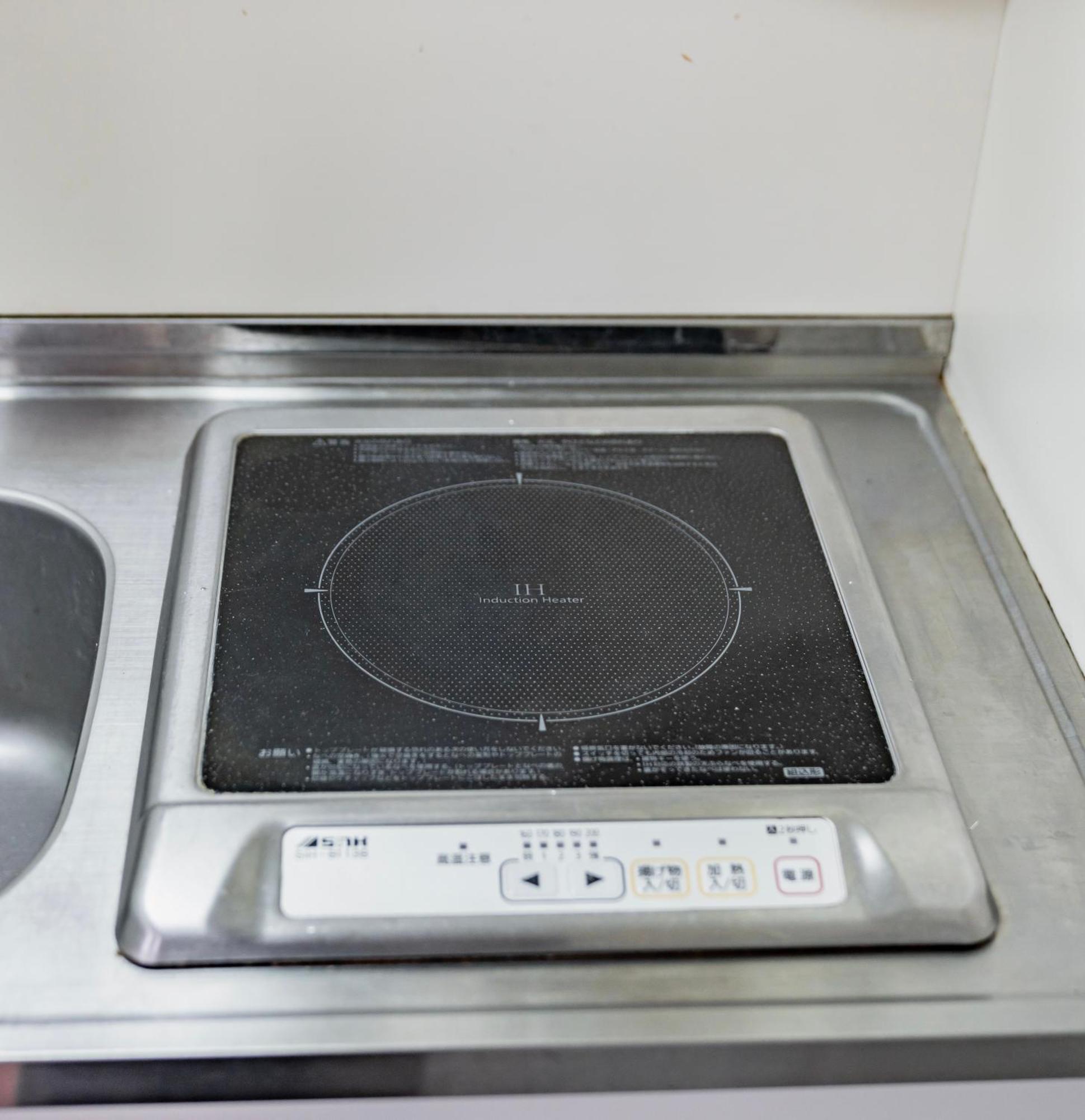 難波まで8分 最大10人 シャワー2箇所 3階建貸し切り Apartment